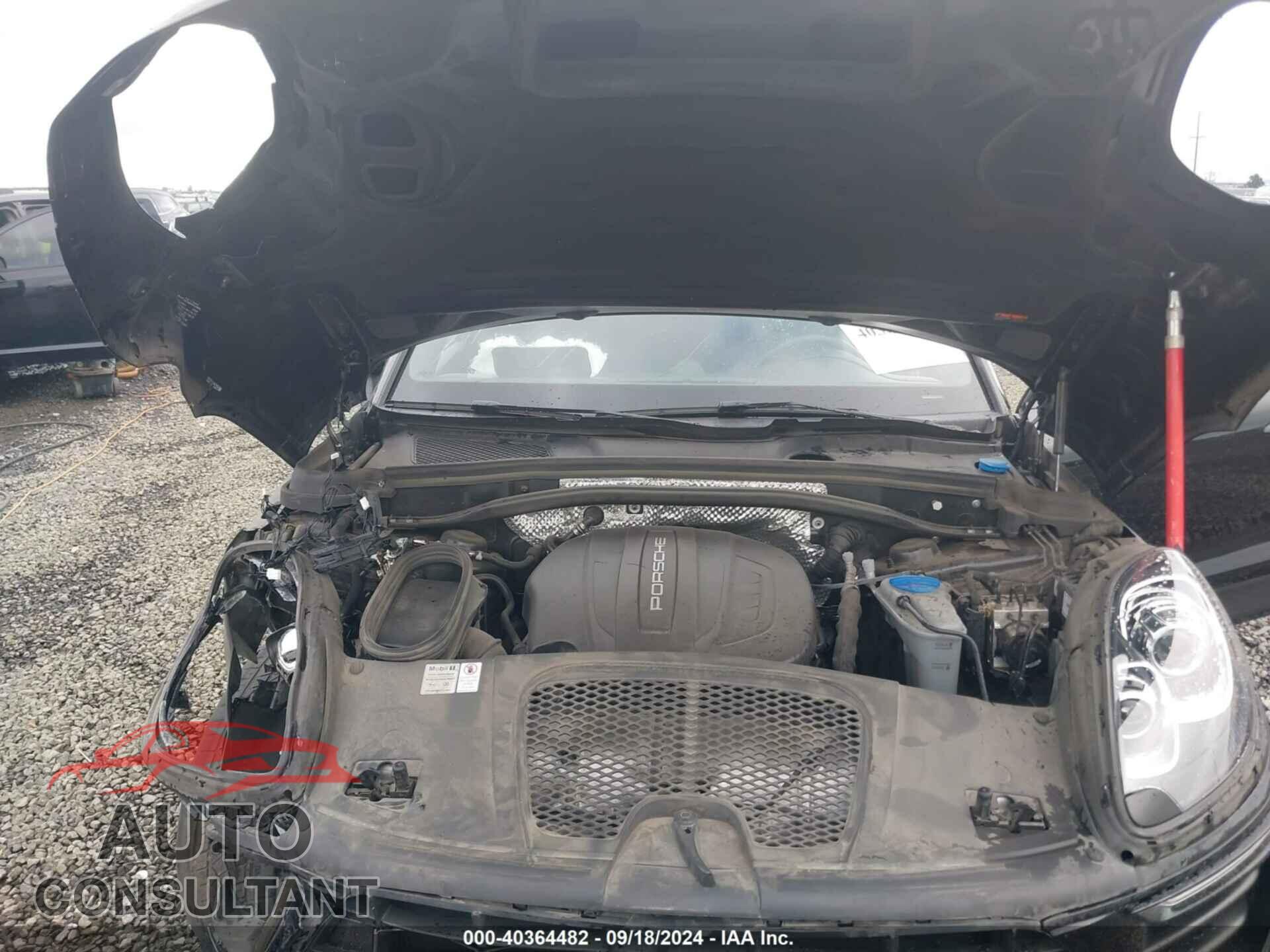 PORSCHE MACAN 2018 - WP1AA2A51JLB07662