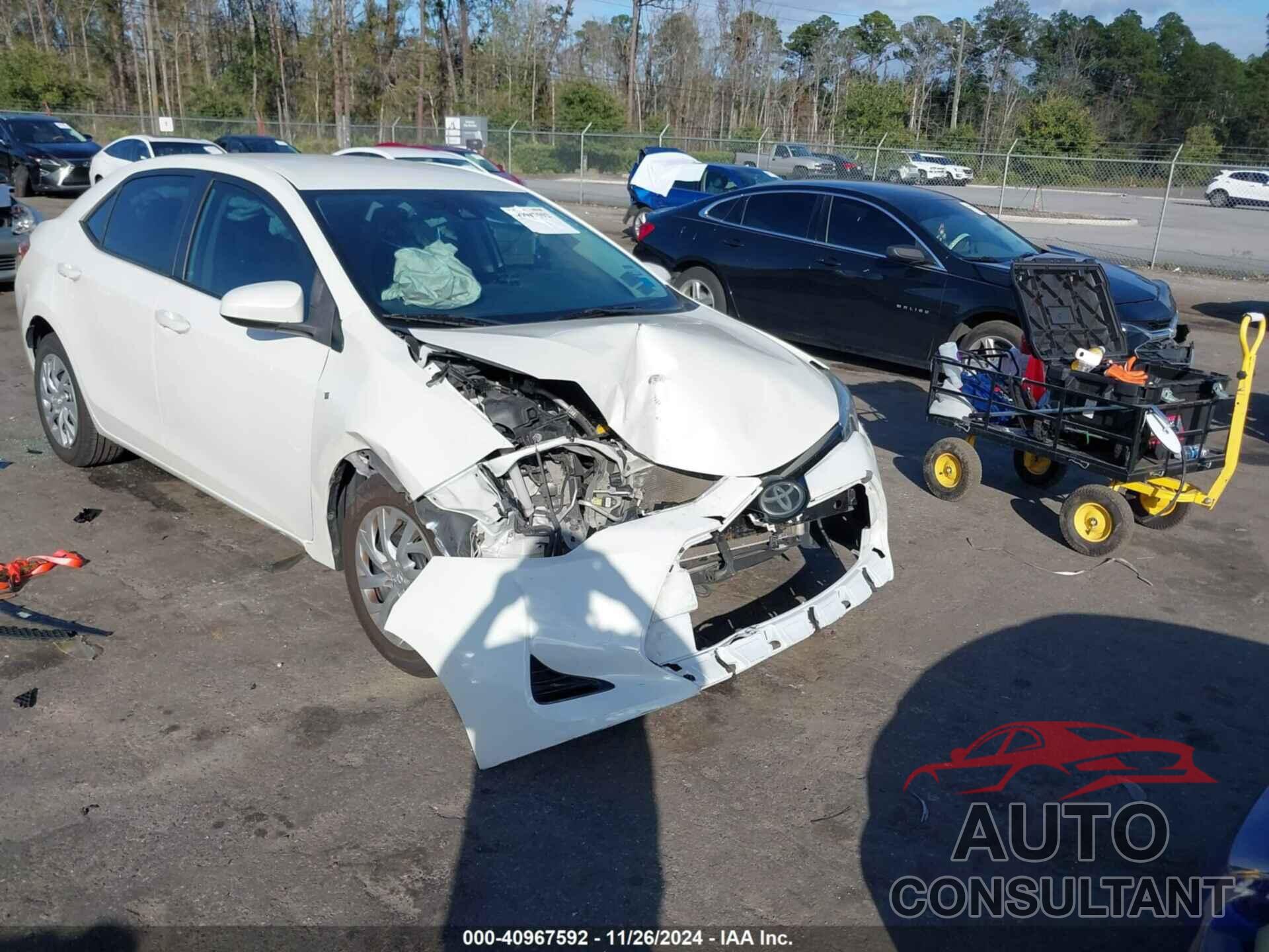 TOYOTA COROLLA 2017 - 5YFBURHE7HP602946