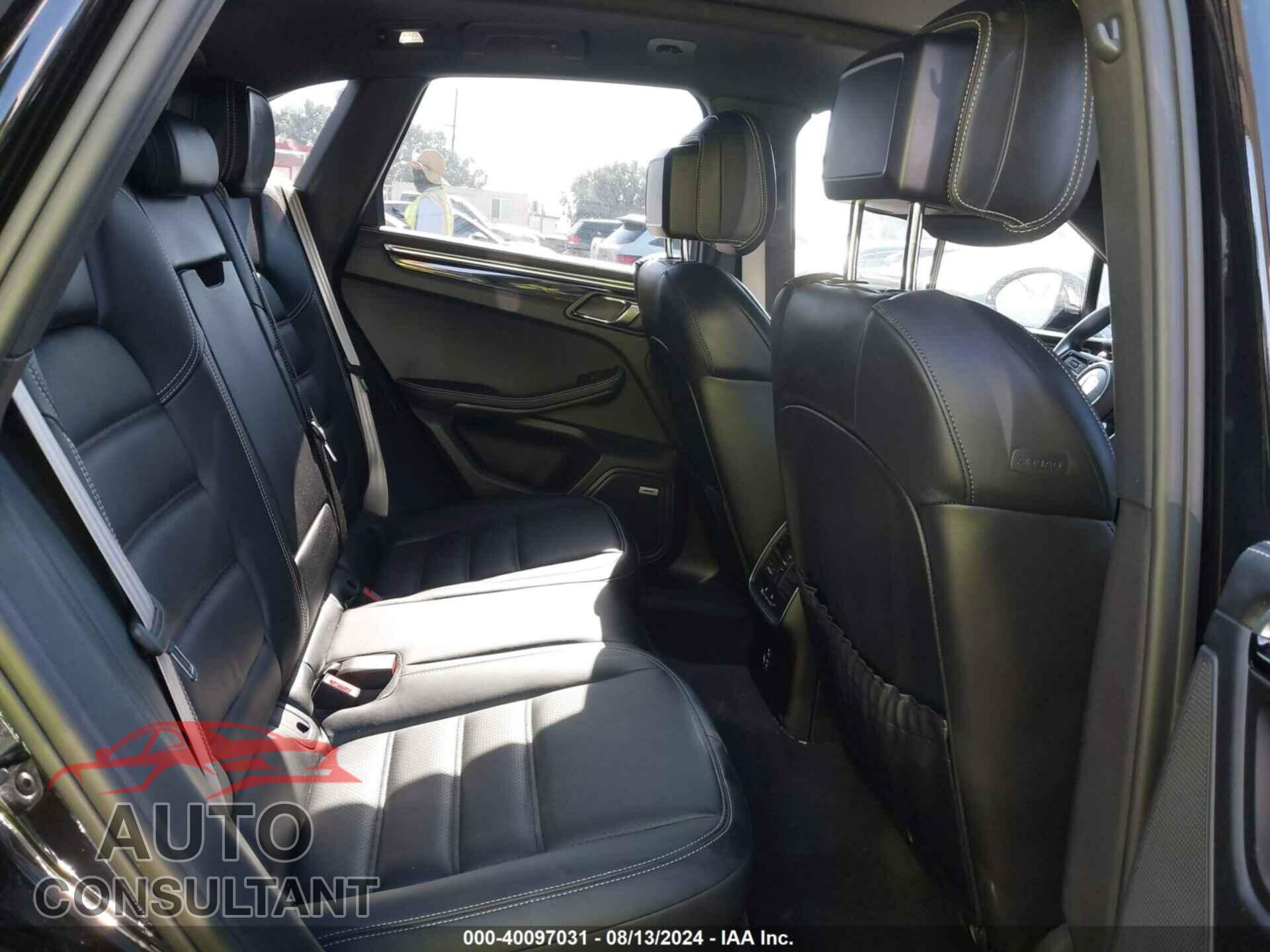 PORSCHE MACAN 2022 - WP1AA2A55NLB08996