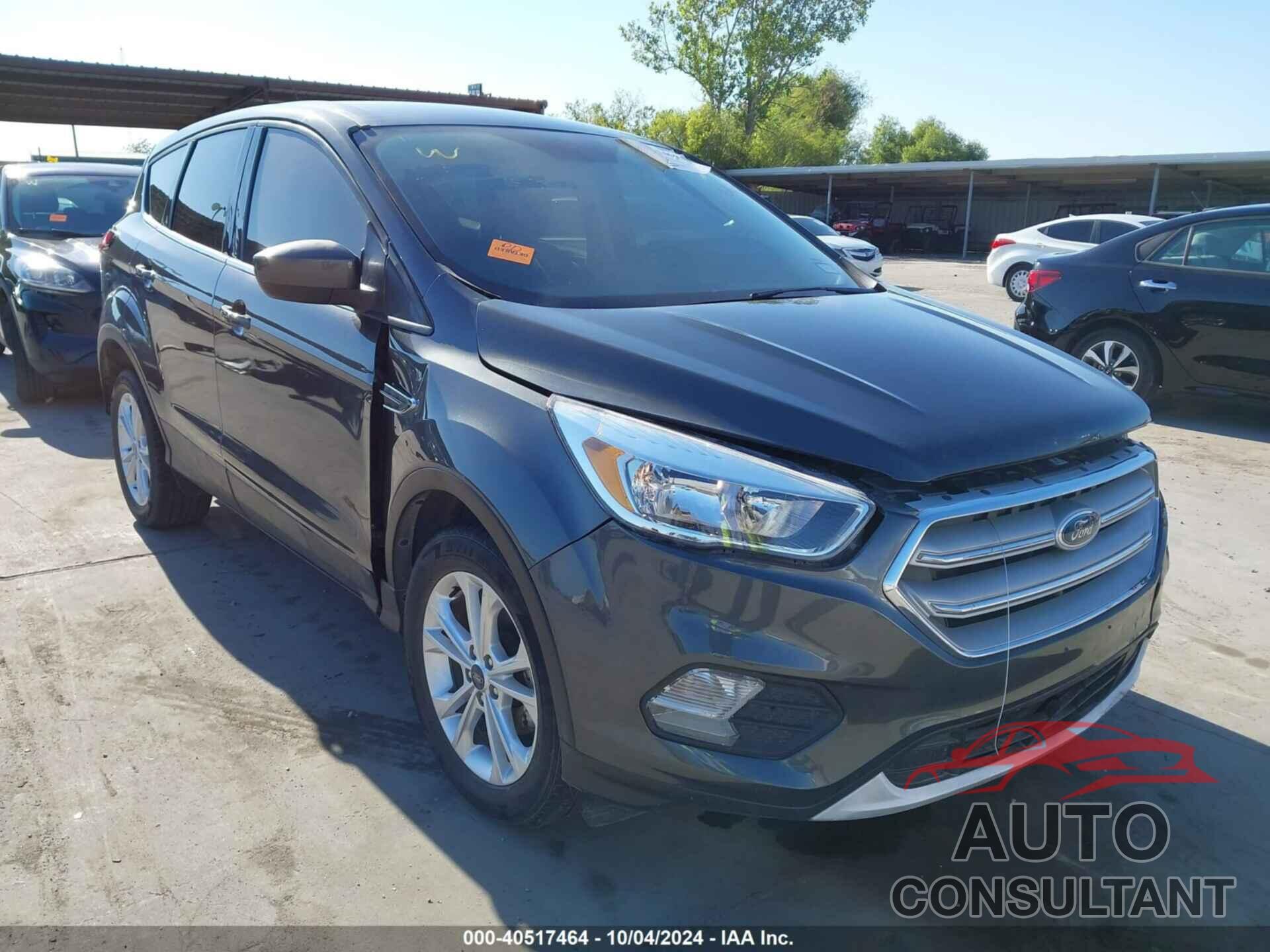 FORD ESCAPE 2019 - 1FMCU0GD5KUB58108