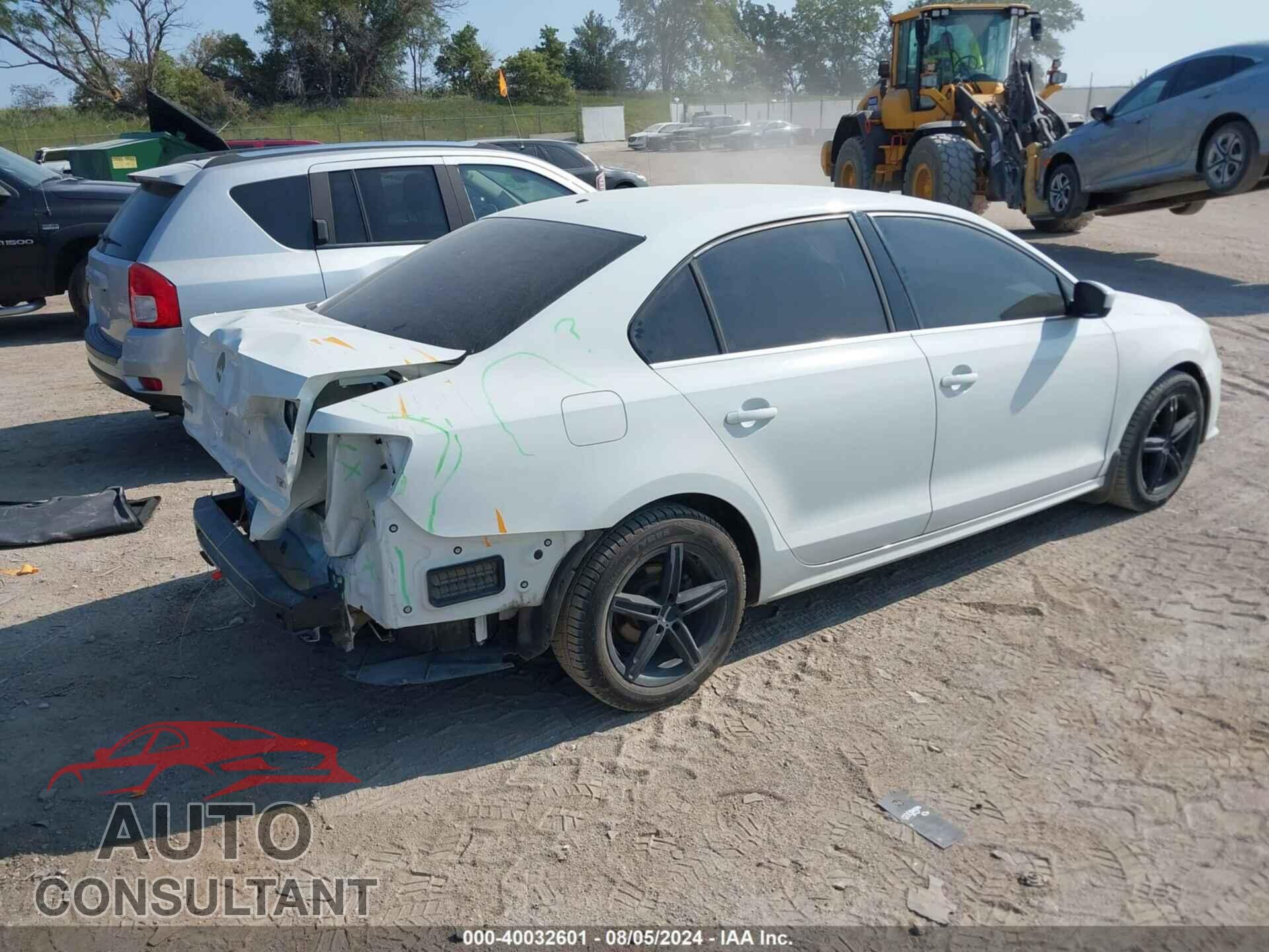 VOLKSWAGEN JETTA 2017 - 3VW2B7AJ0HM340015