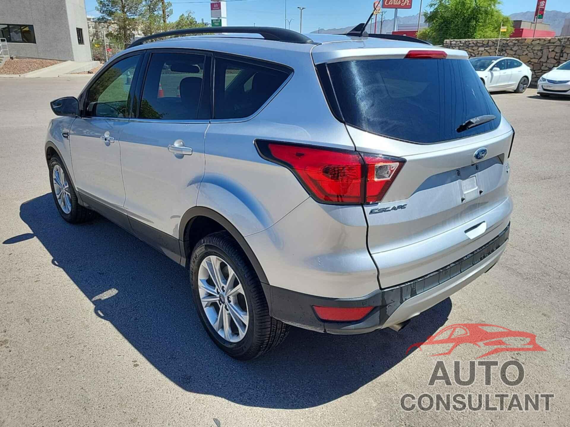 FORD ESCAPE 2019 - 1FMCU9HD6KUA65648