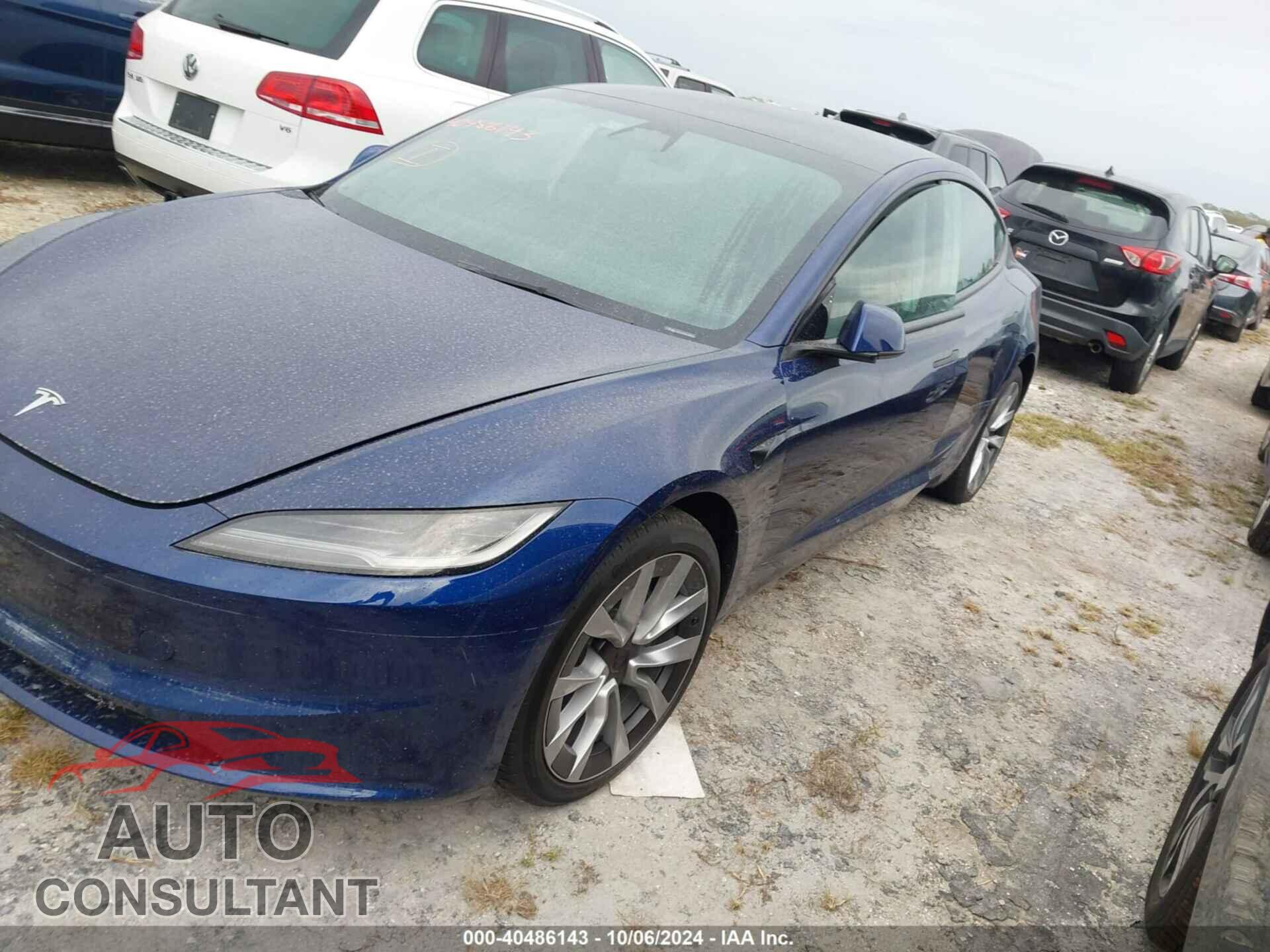 TESLA MODEL 3 2024 - 5YJ3E1EA3RF766079