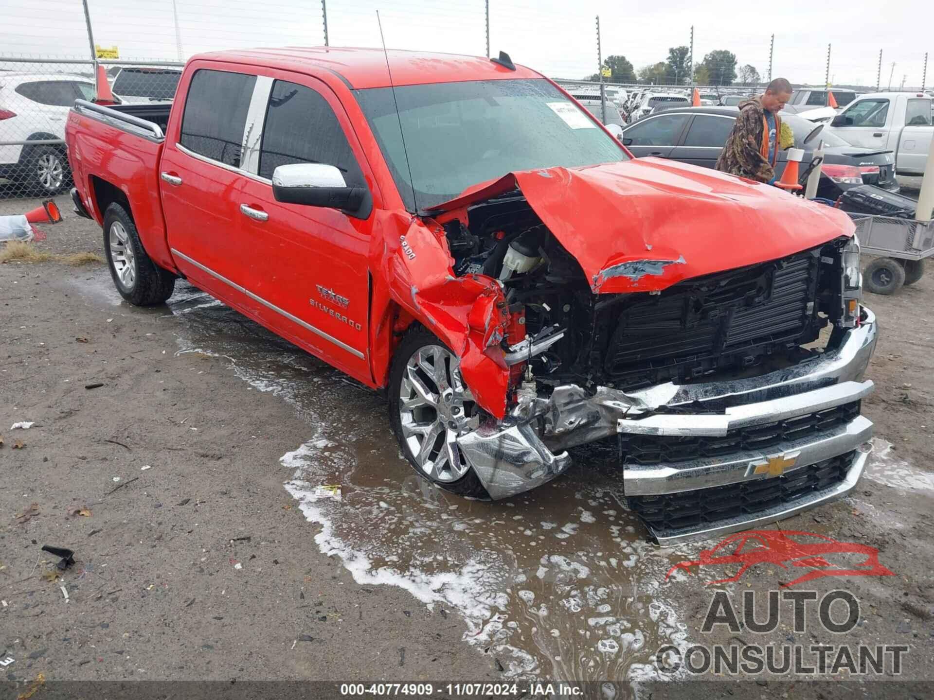 CHEVROLET SILVERADO 1500 2018 - 3GCUKREC6JG406316