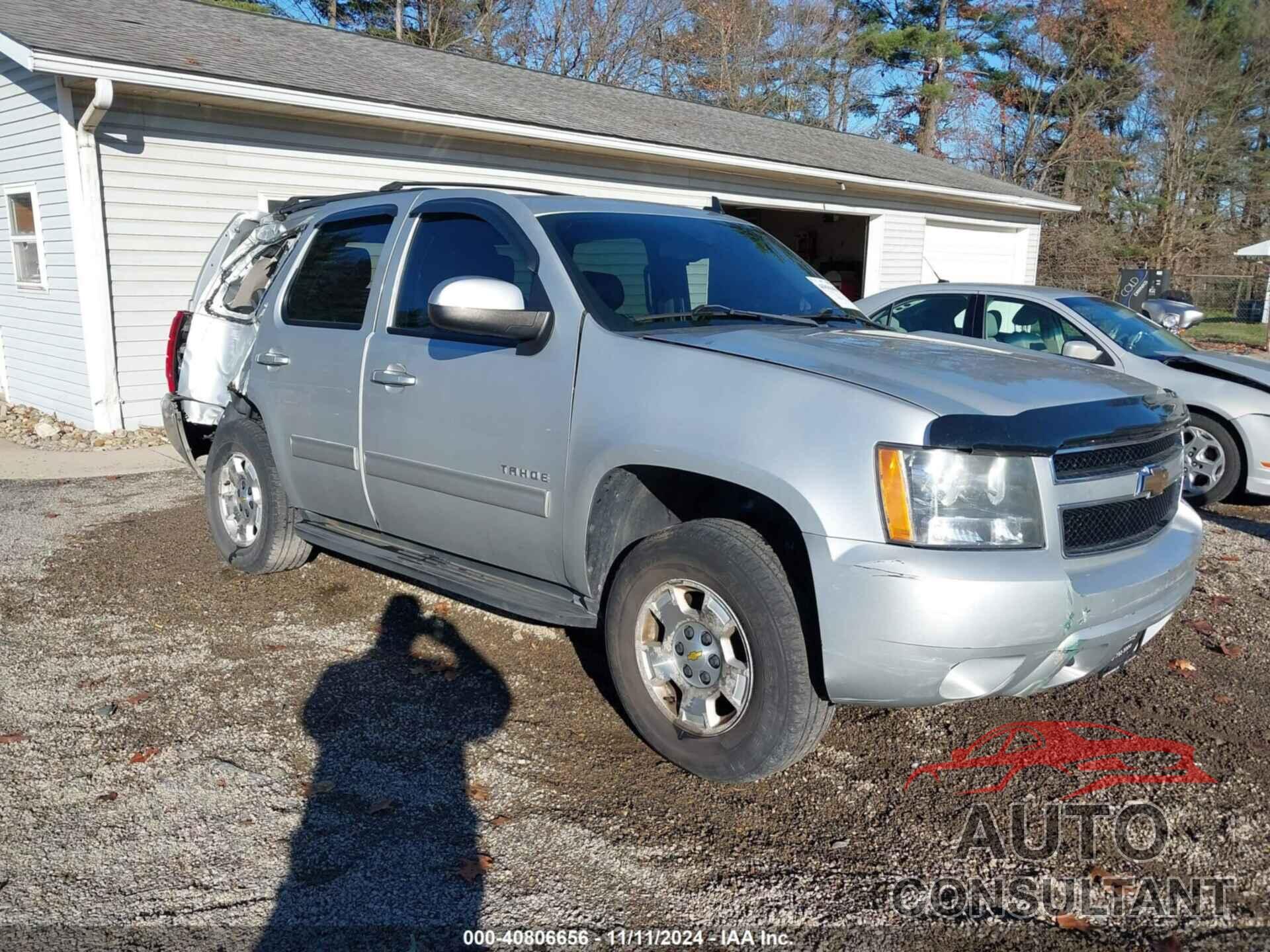 CHEVROLET TAHOE 2011 - 1GNSKBE07BR112730