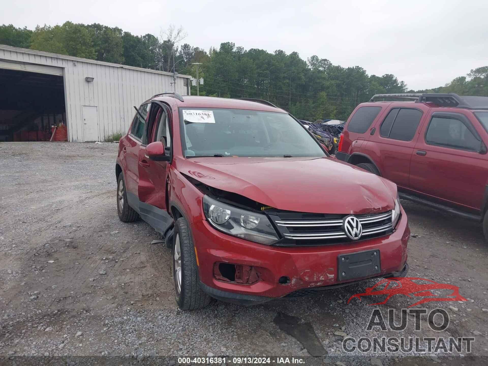 VOLKSWAGEN TIGUAN 2015 - WVGAV7AXXFW115930