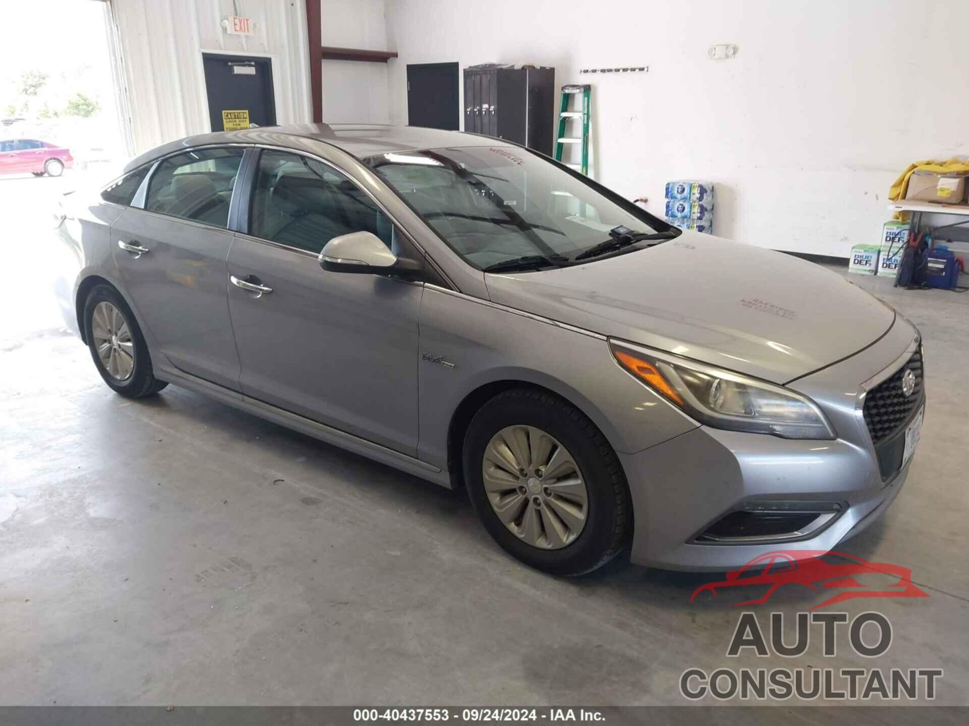 HYUNDAI SONATA HYBRID 2016 - KMHE24L1XGA038802