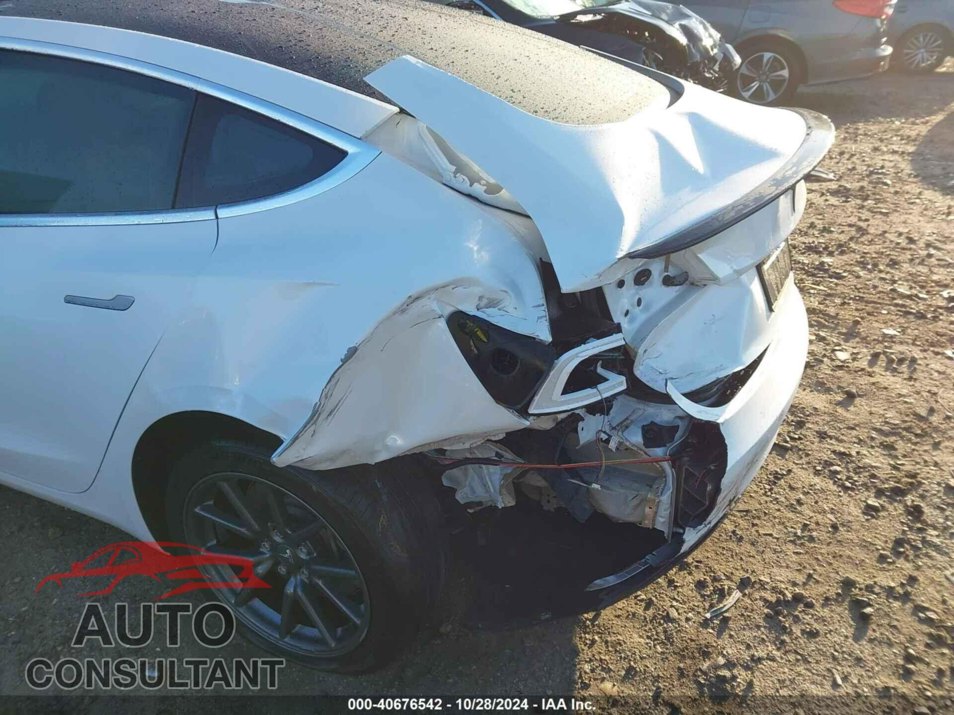TESLA MODEL 3 2020 - 5YJ3E1EB7LF774945