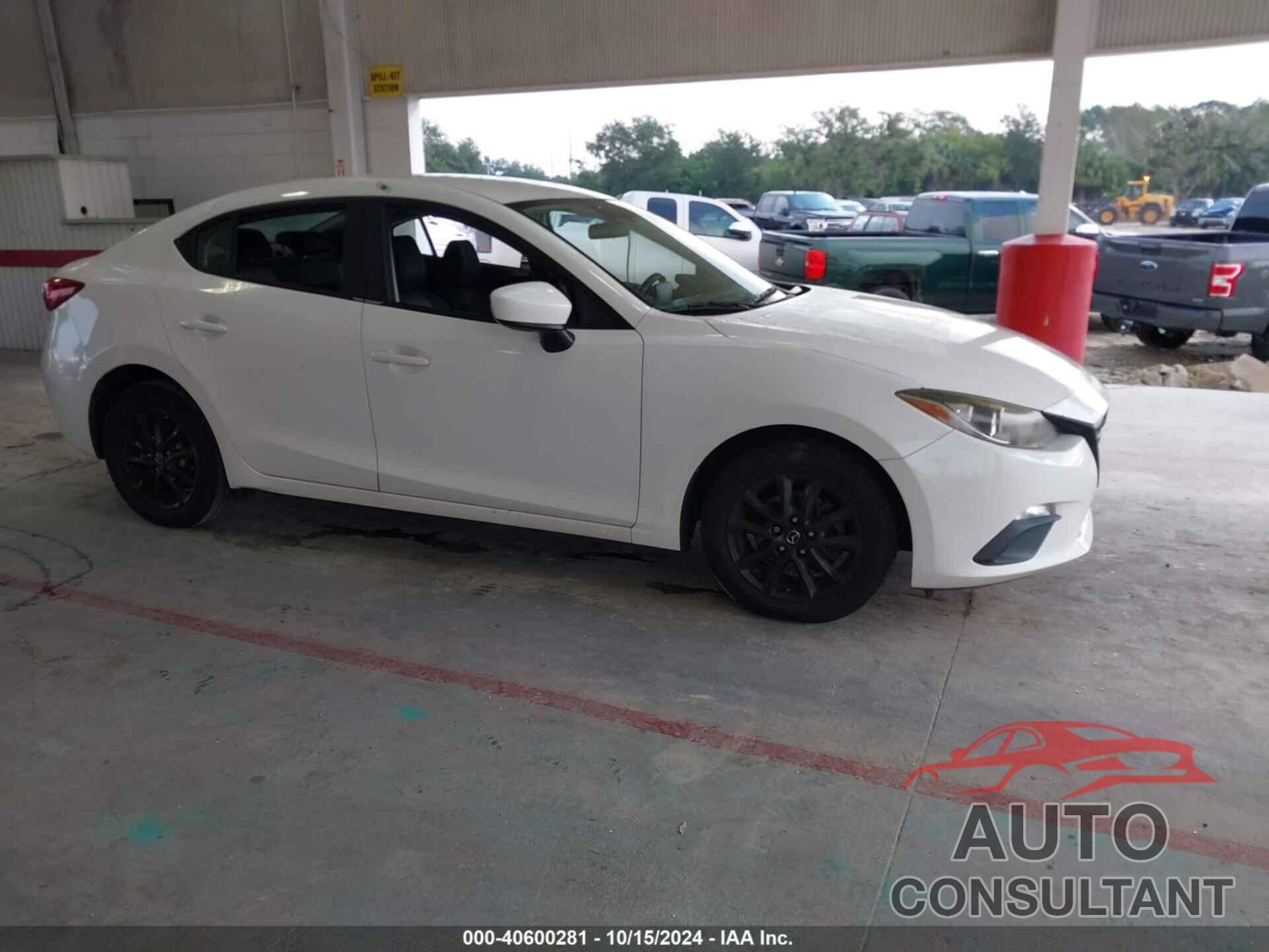 MAZDA MAZDA3 2016 - JM1BM1U76G1307025