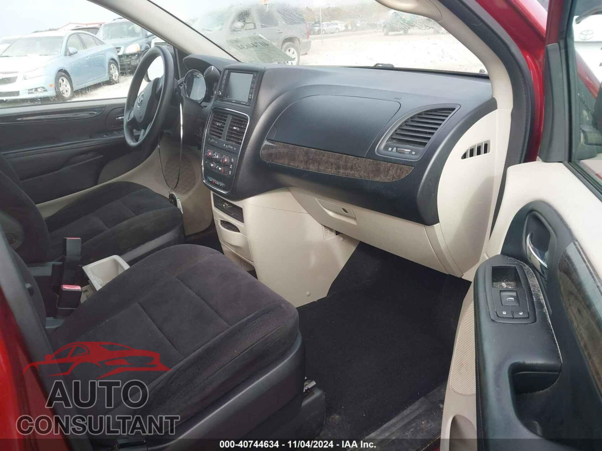DODGE GRAND CARAVAN 2011 - 2D4RN3DG1BR711073