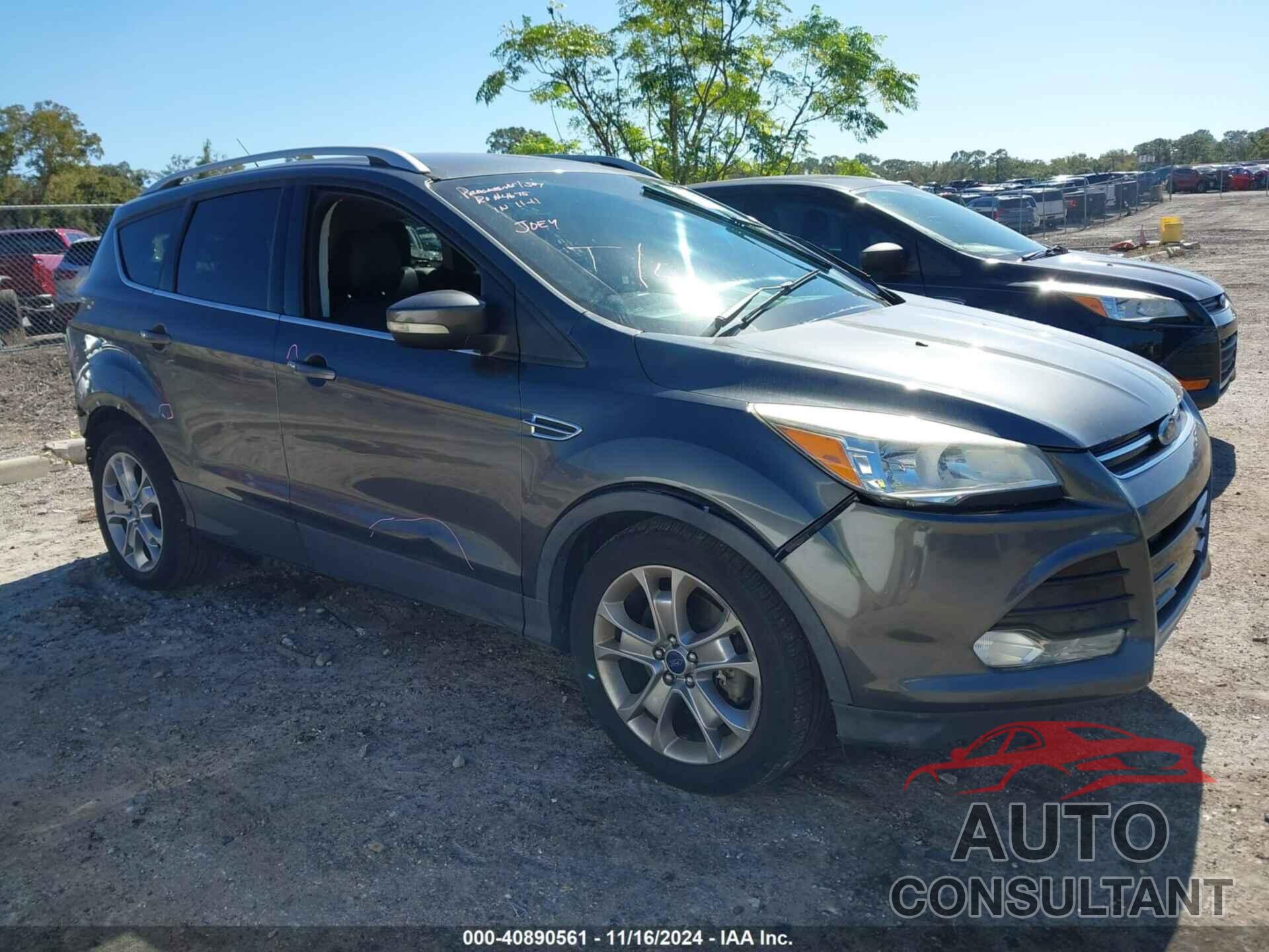 FORD ESCAPE 2015 - 1FMCU0J91FUA49154