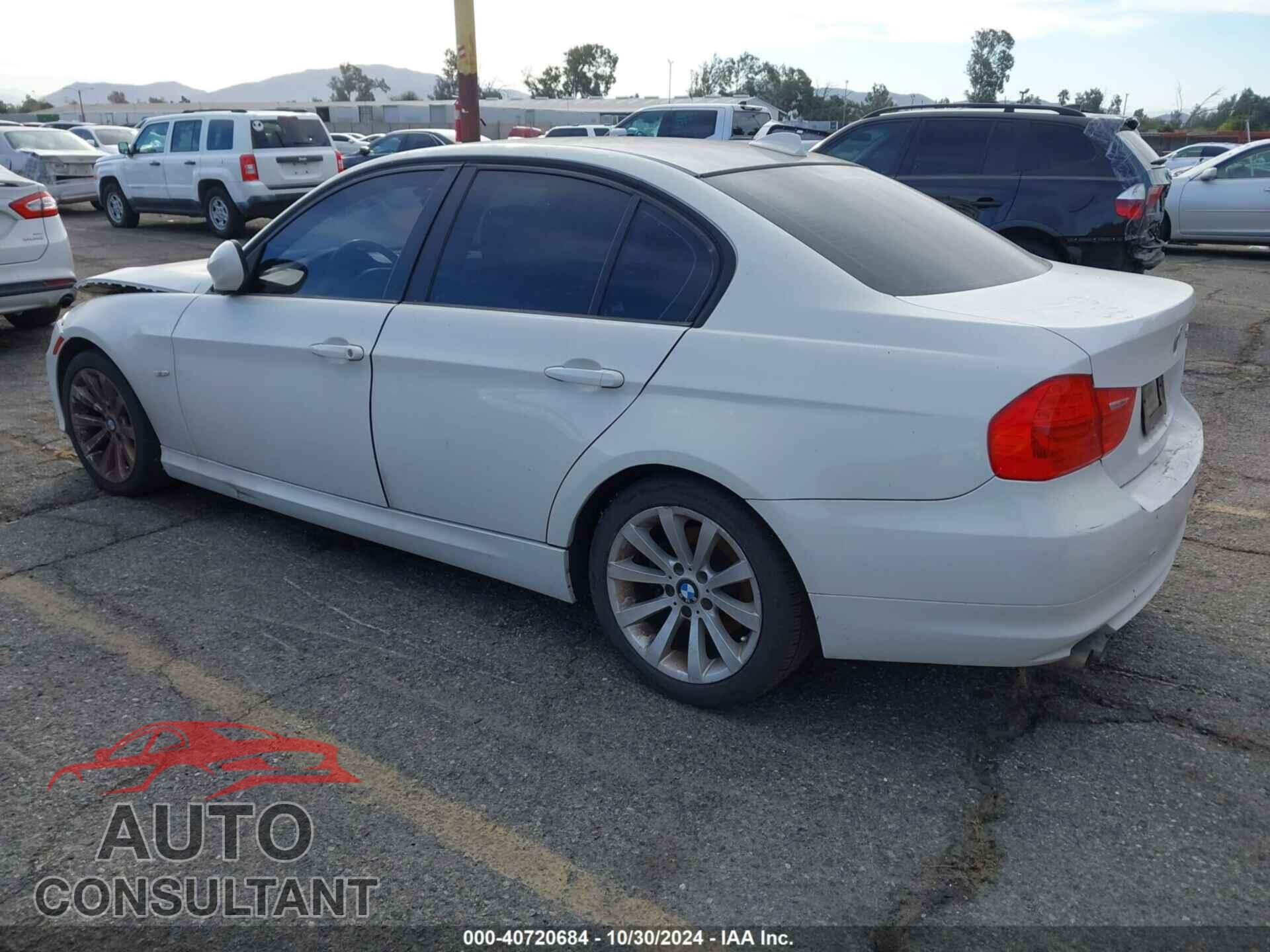 BMW 328I 2011 - WBAPH5C58BA444572