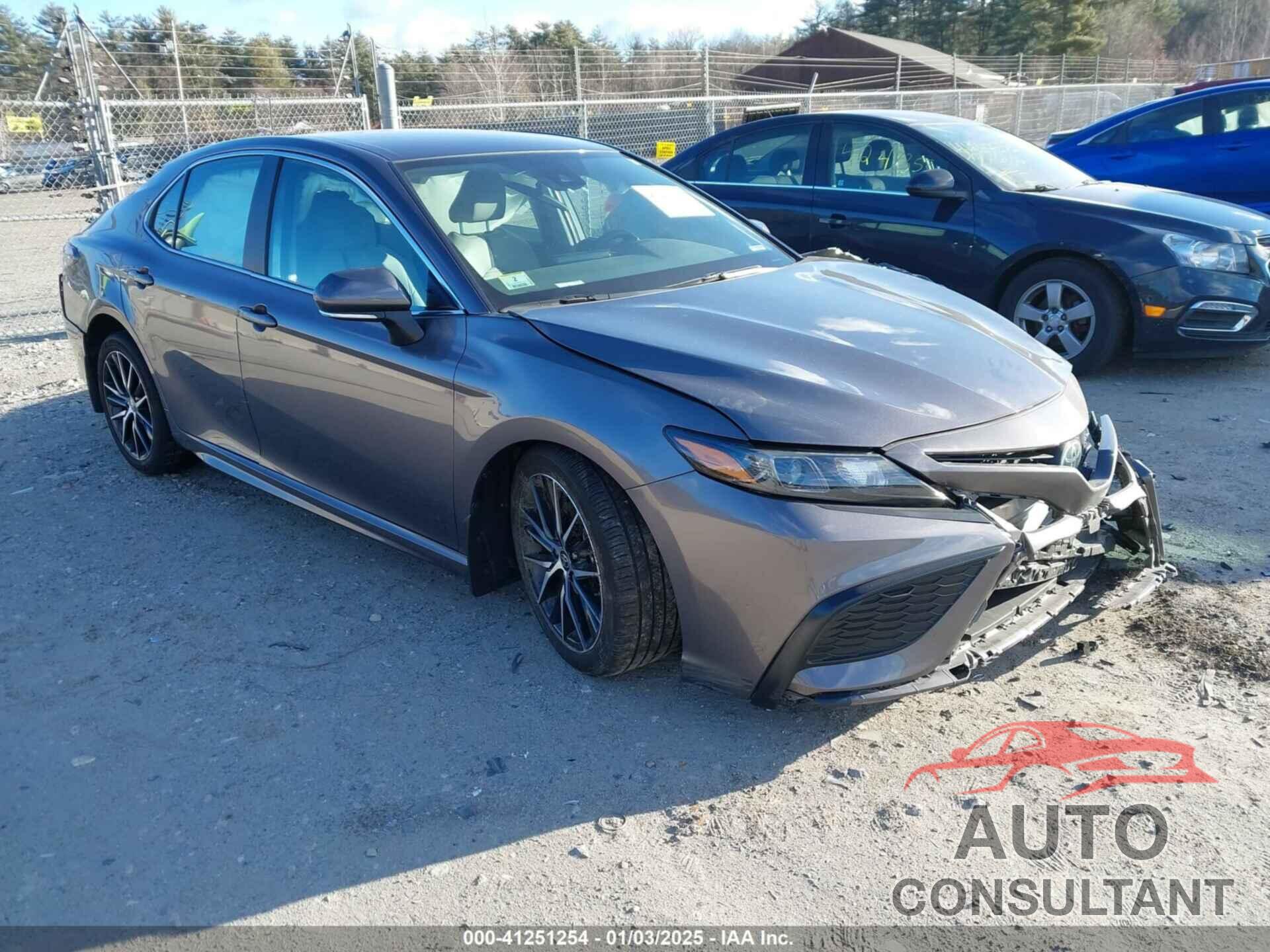 TOYOTA CAMRY 2024 - 4T1G11BKXRU117683