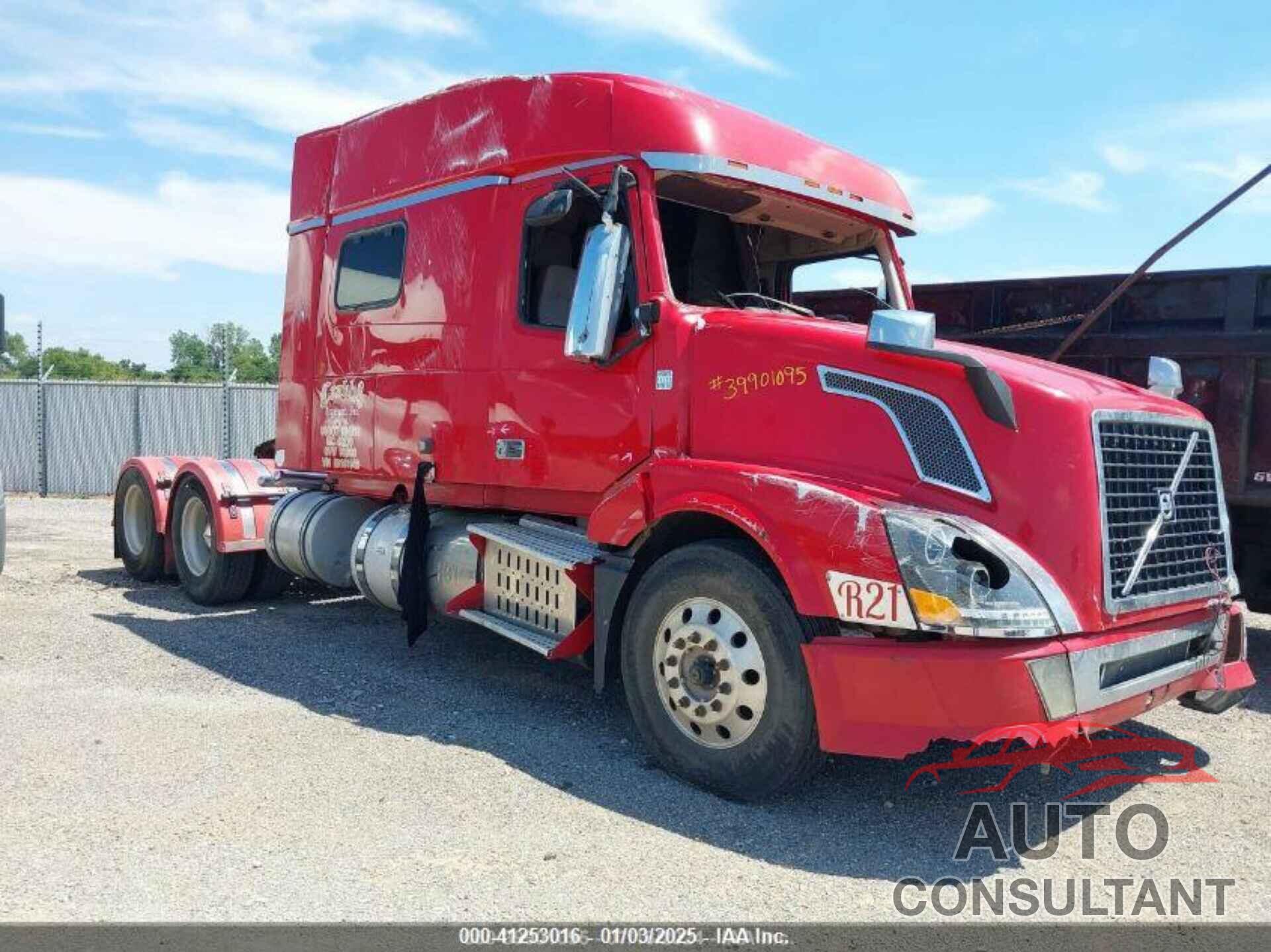 VOLVO VN 2014 - 4V4NC9EG4EN161943
