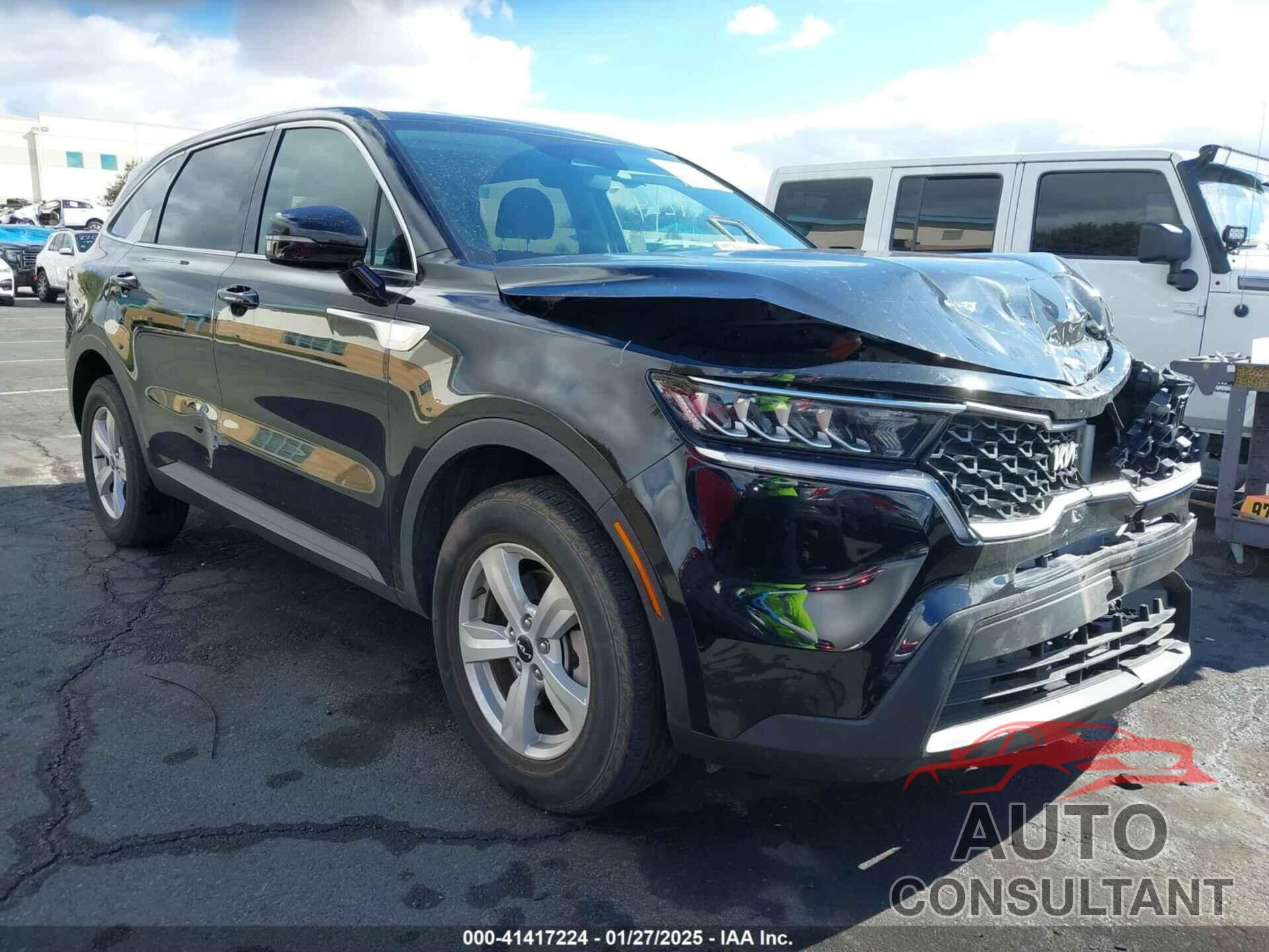 KIA SORENTO 2023 - 5XYRG4LC2PG196429