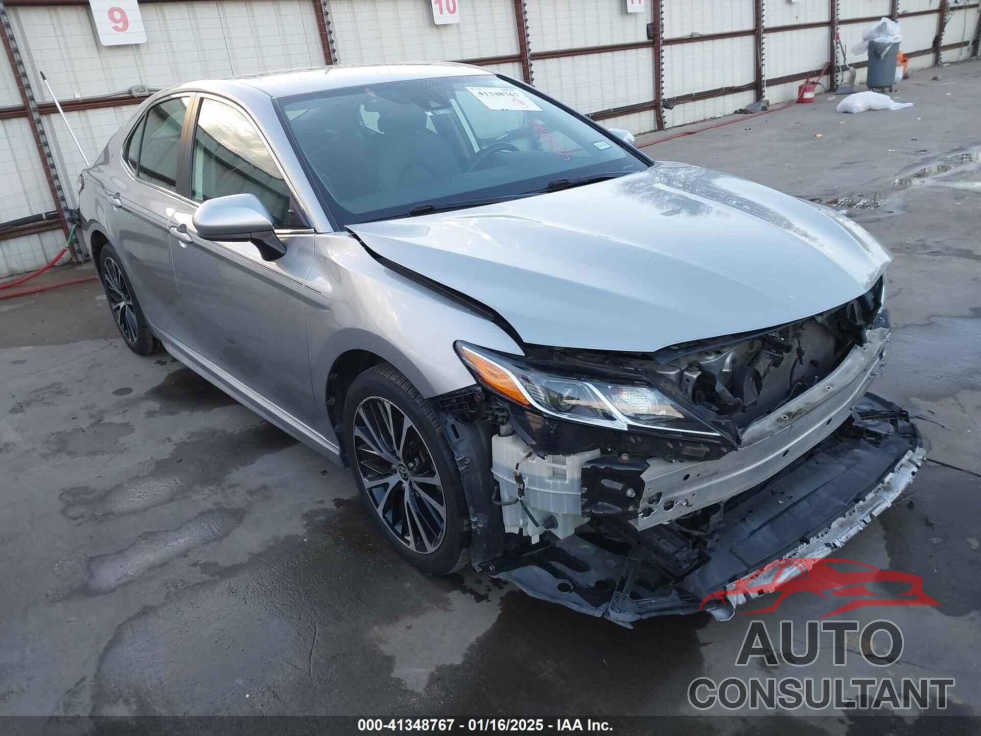 TOYOTA CAMRY 2020 - 4T1G11AK4LU951473