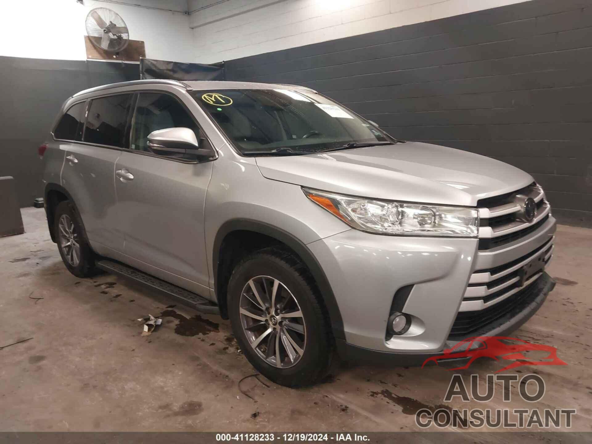 TOYOTA HIGHLANDER 2017 - 5TDJZRFH5HS390677