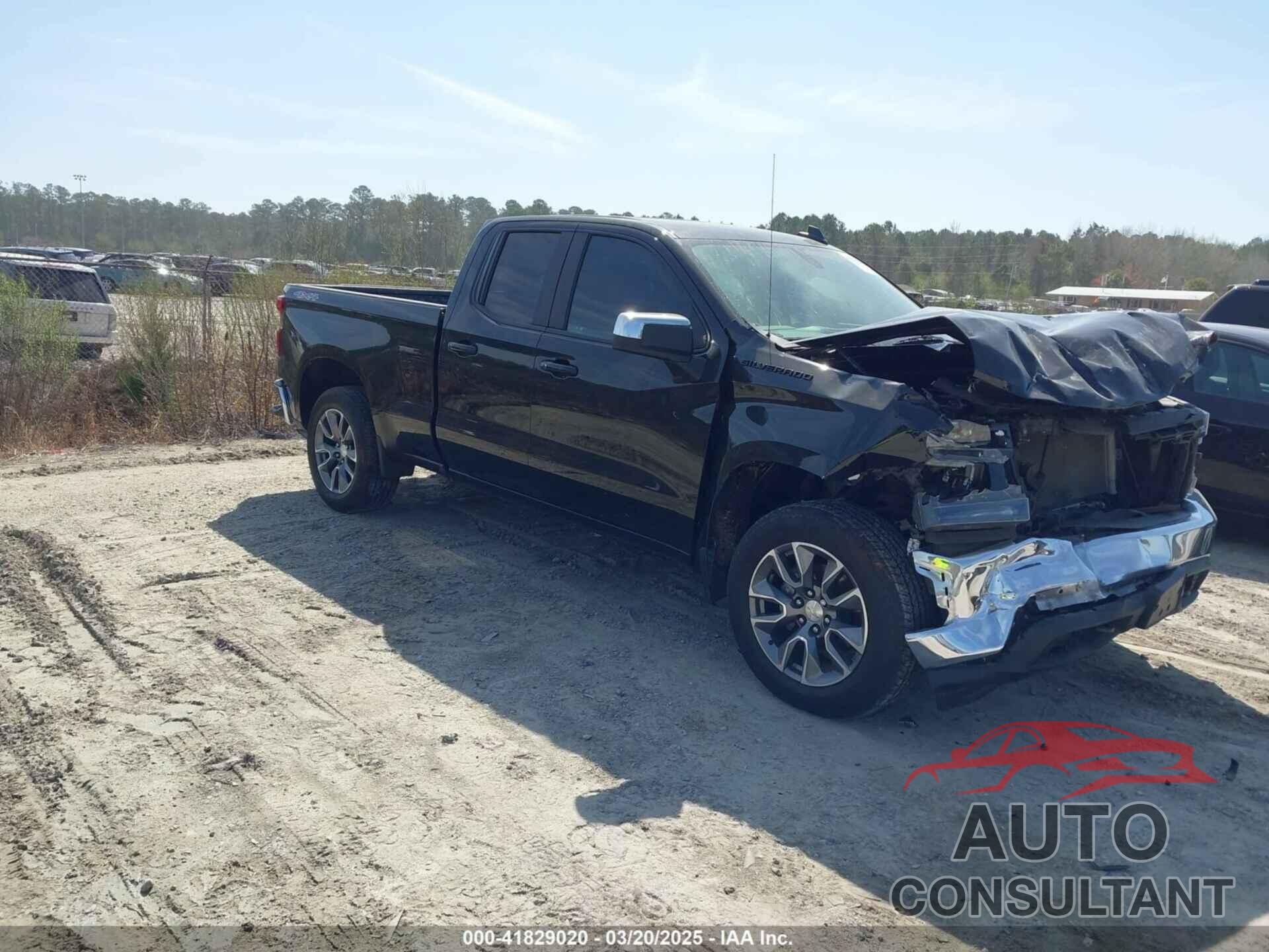 CHEVROLET SILVERADO 1500 2021 - 1GCRYDEK1MZ370375