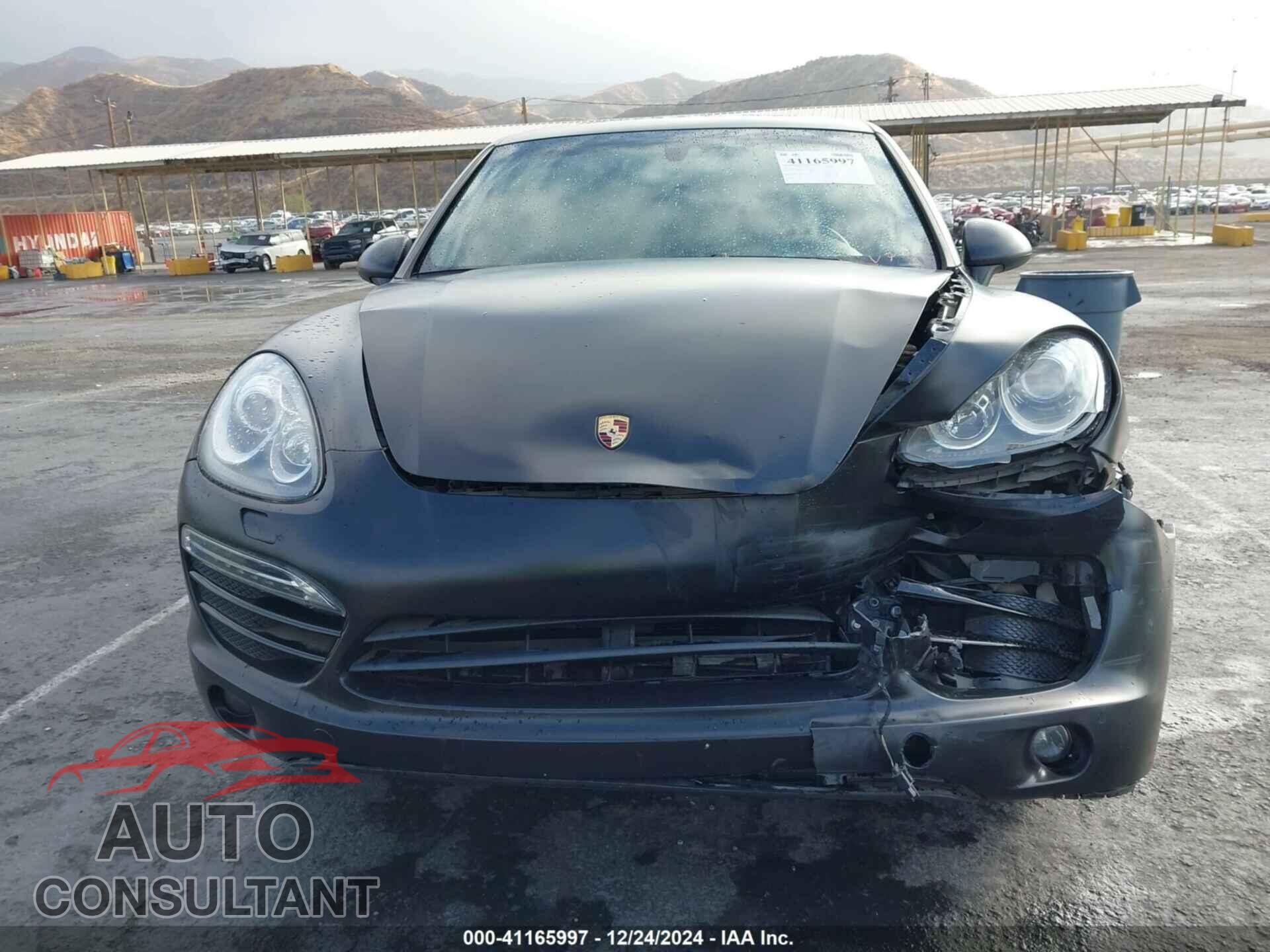 PORSCHE CAYENNE 2012 - WP1AA2A2XCLA02420