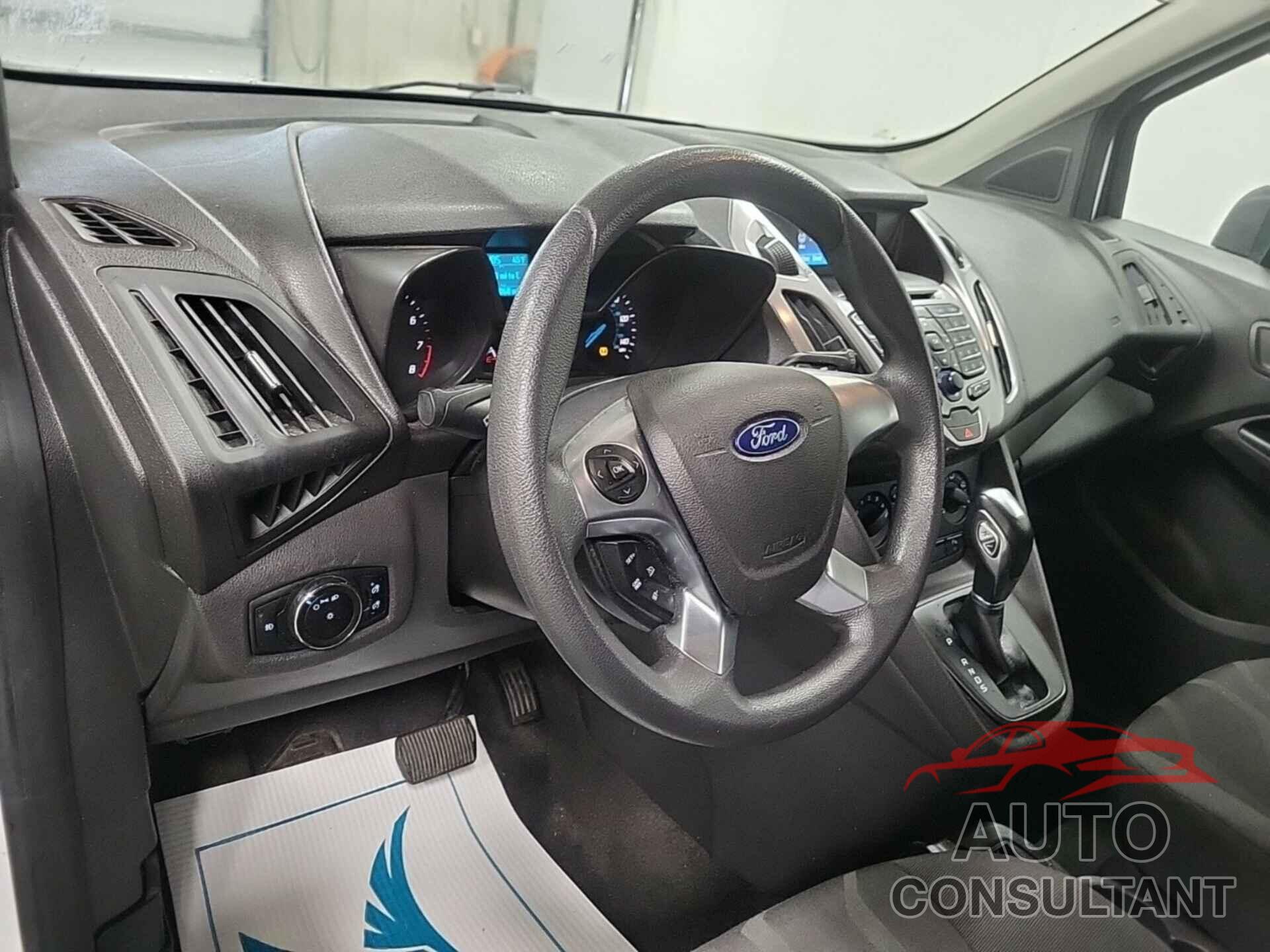 FORD TRANSIT CONNECT 2018 - NM0LS7F74J1366069