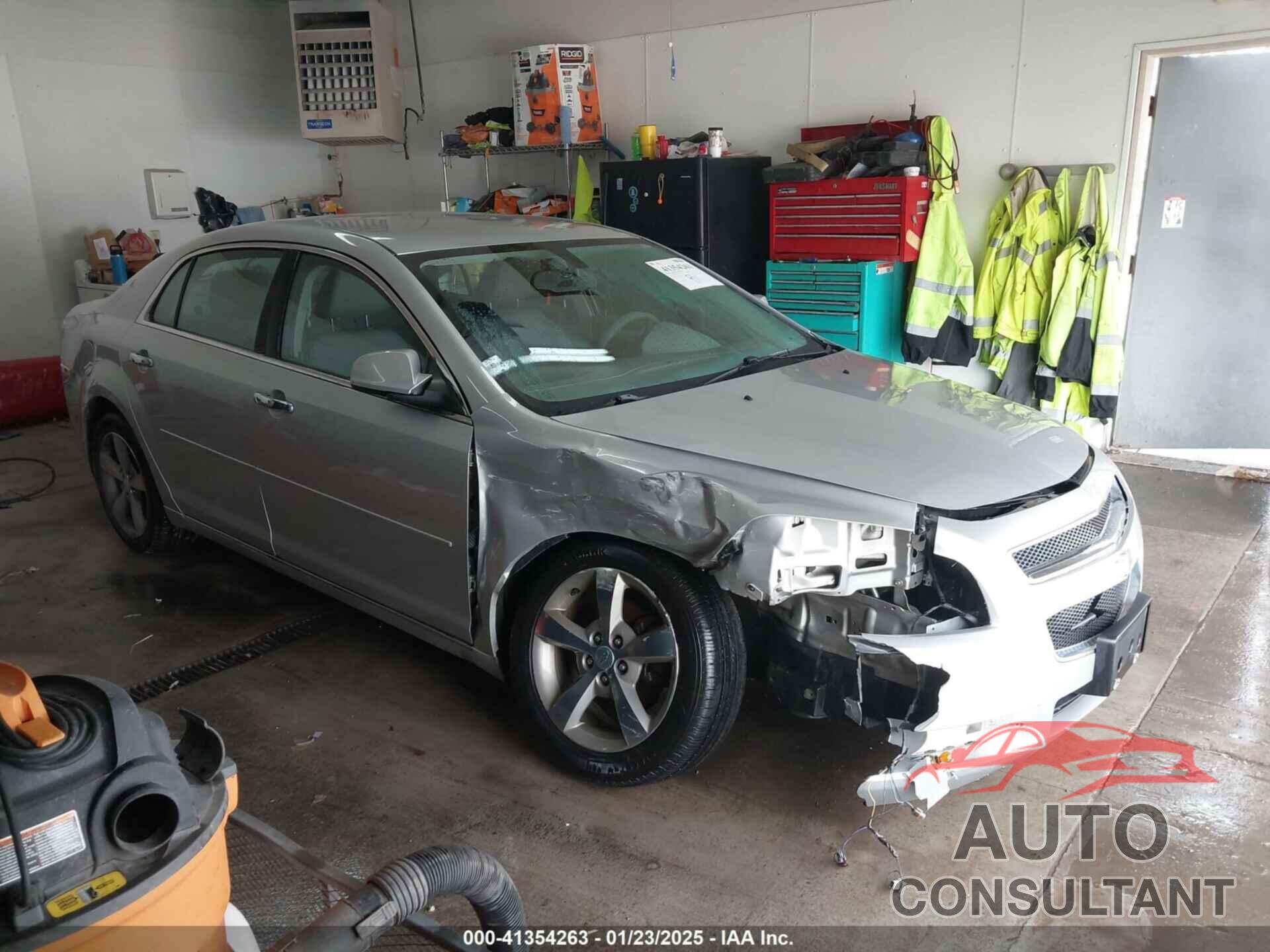 CHEVROLET MALIBU 2012 - 1G1ZC5E04CF177455