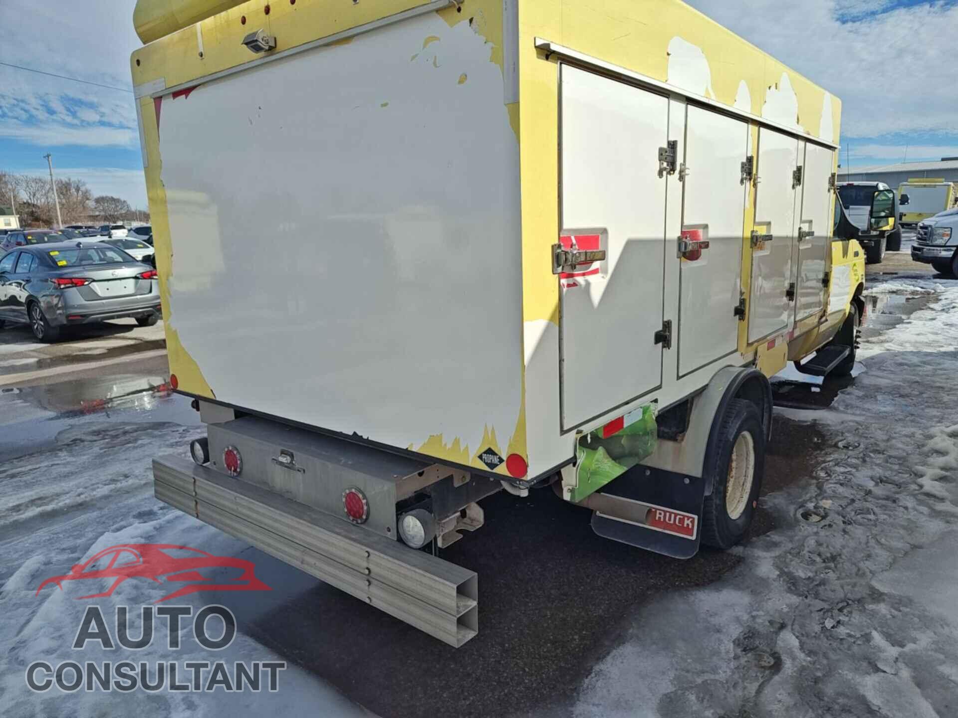 FORD ECONOLINE 2018 - 1FDXE4FS9JDC24924