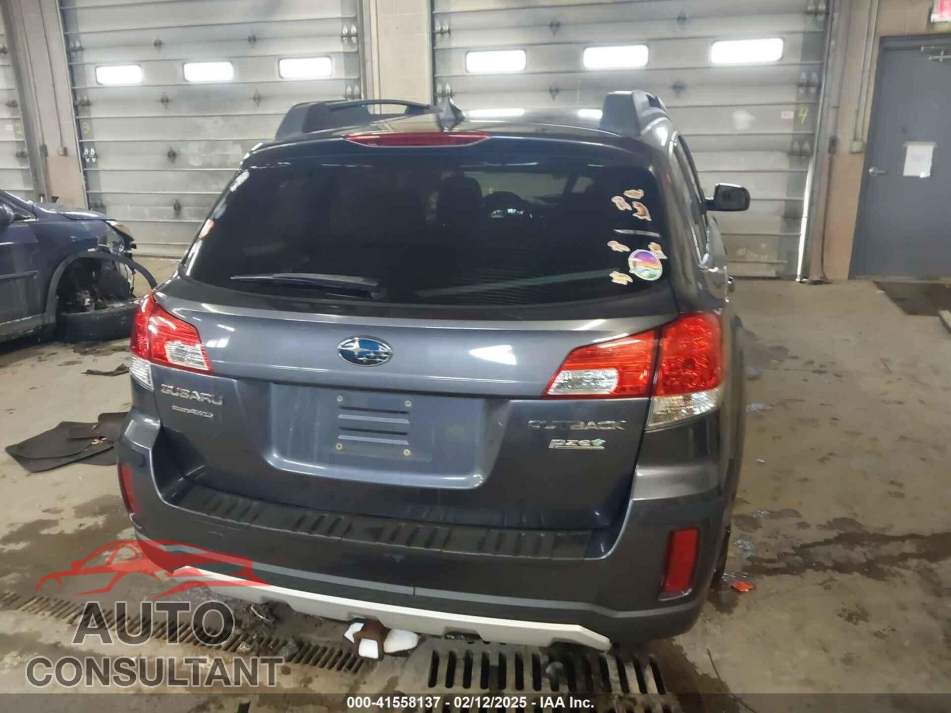 SUBARU OUTBACK 2014 - 4S4BRBLC8E3205969