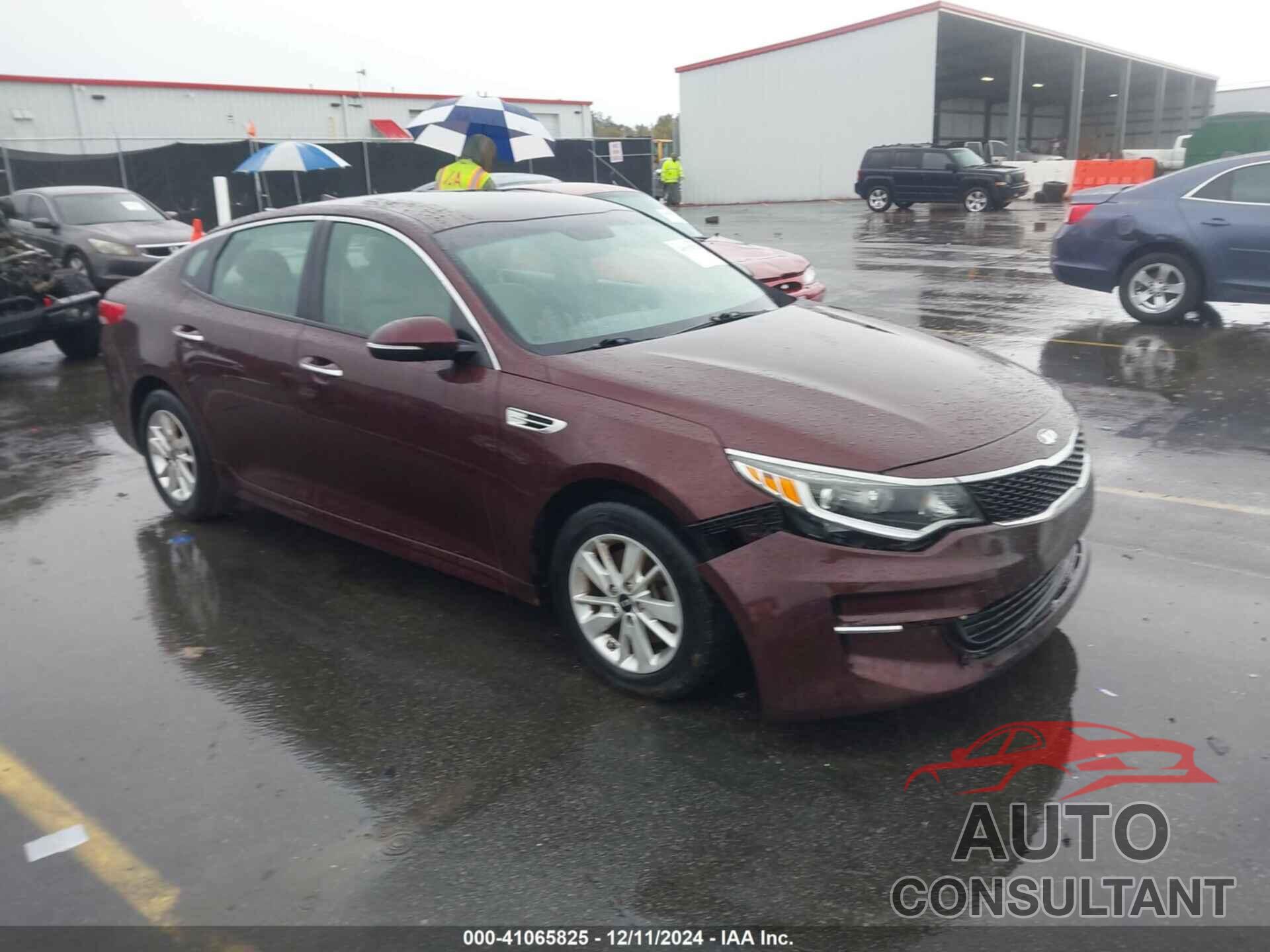 KIA OPTIMA 2018 - 5XXGT4L30JG232584