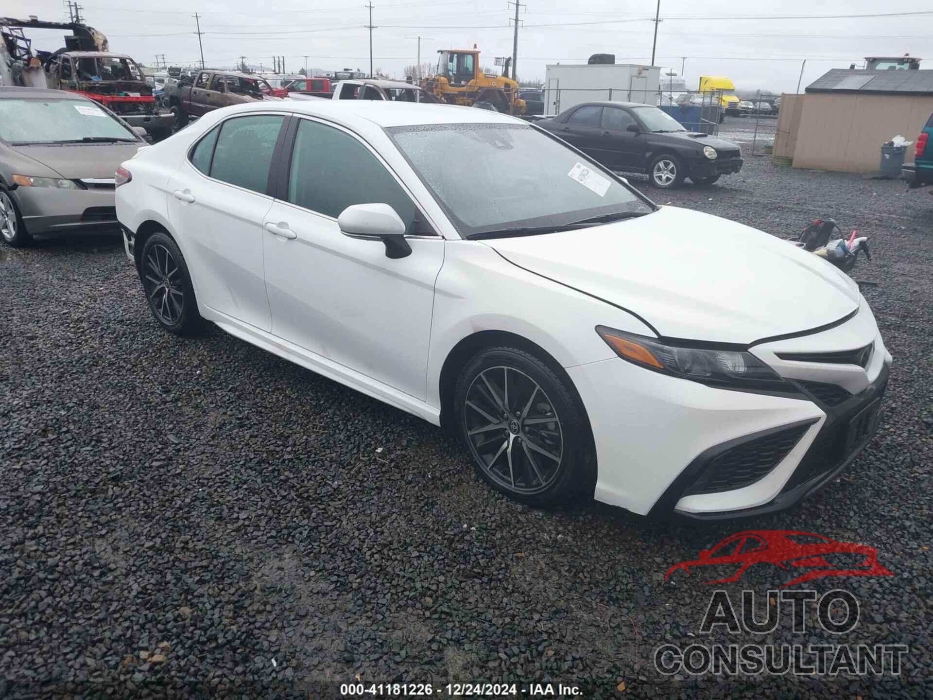 TOYOTA CAMRY 2023 - 4T1G11AK9PU119262