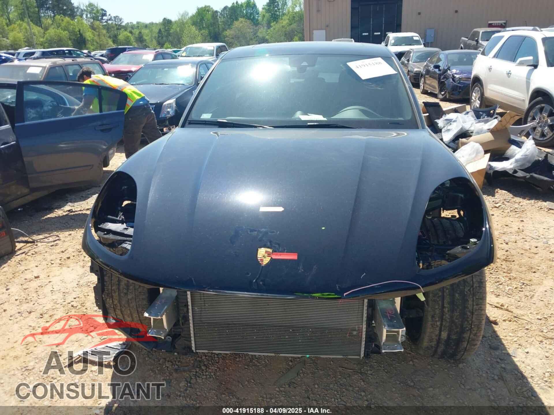 PORSCHE MACAN 2021 - WP1AB2A57MLB37105