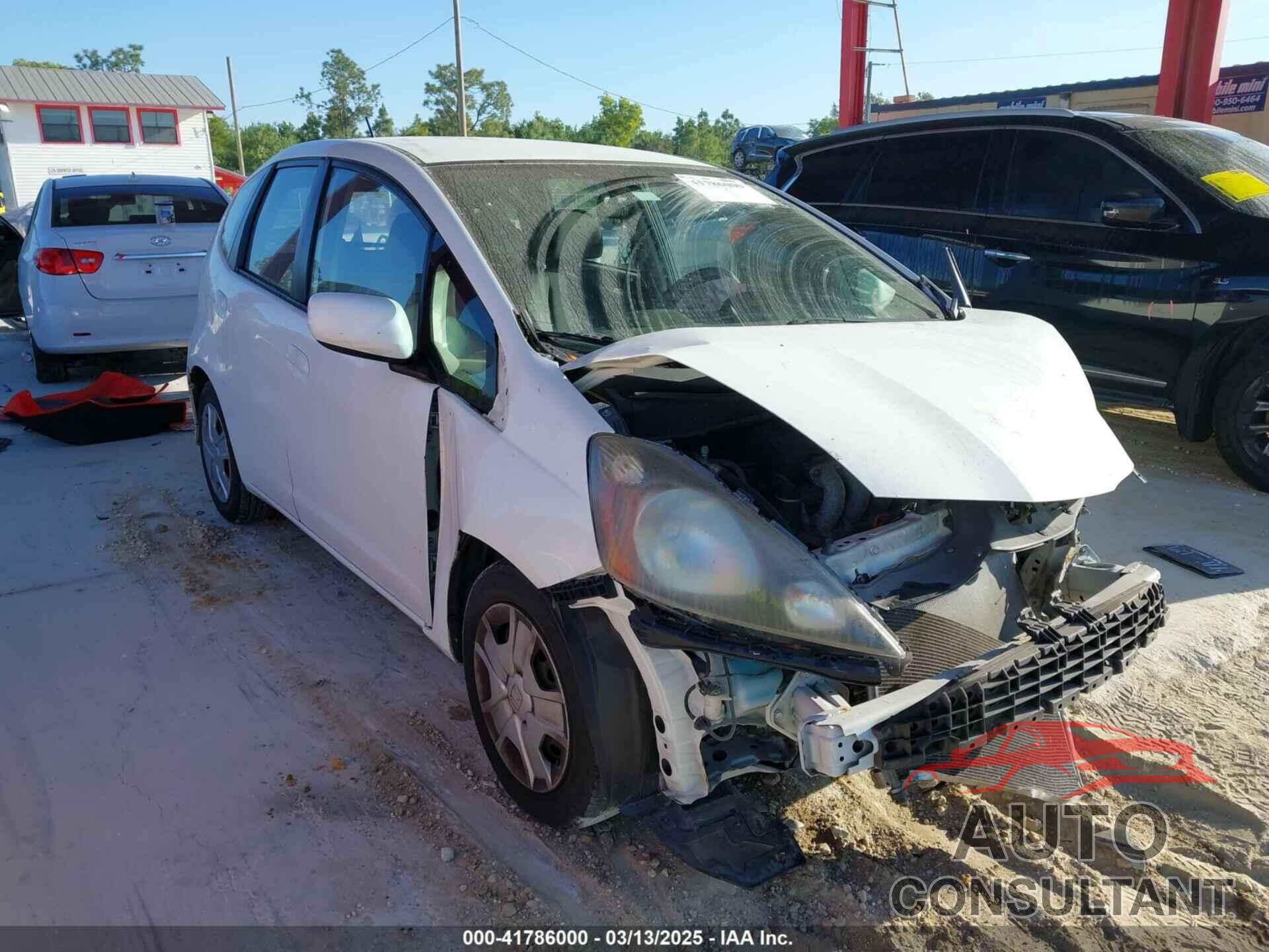 HONDA FIT 2013 - JHMGE8H37DC063550