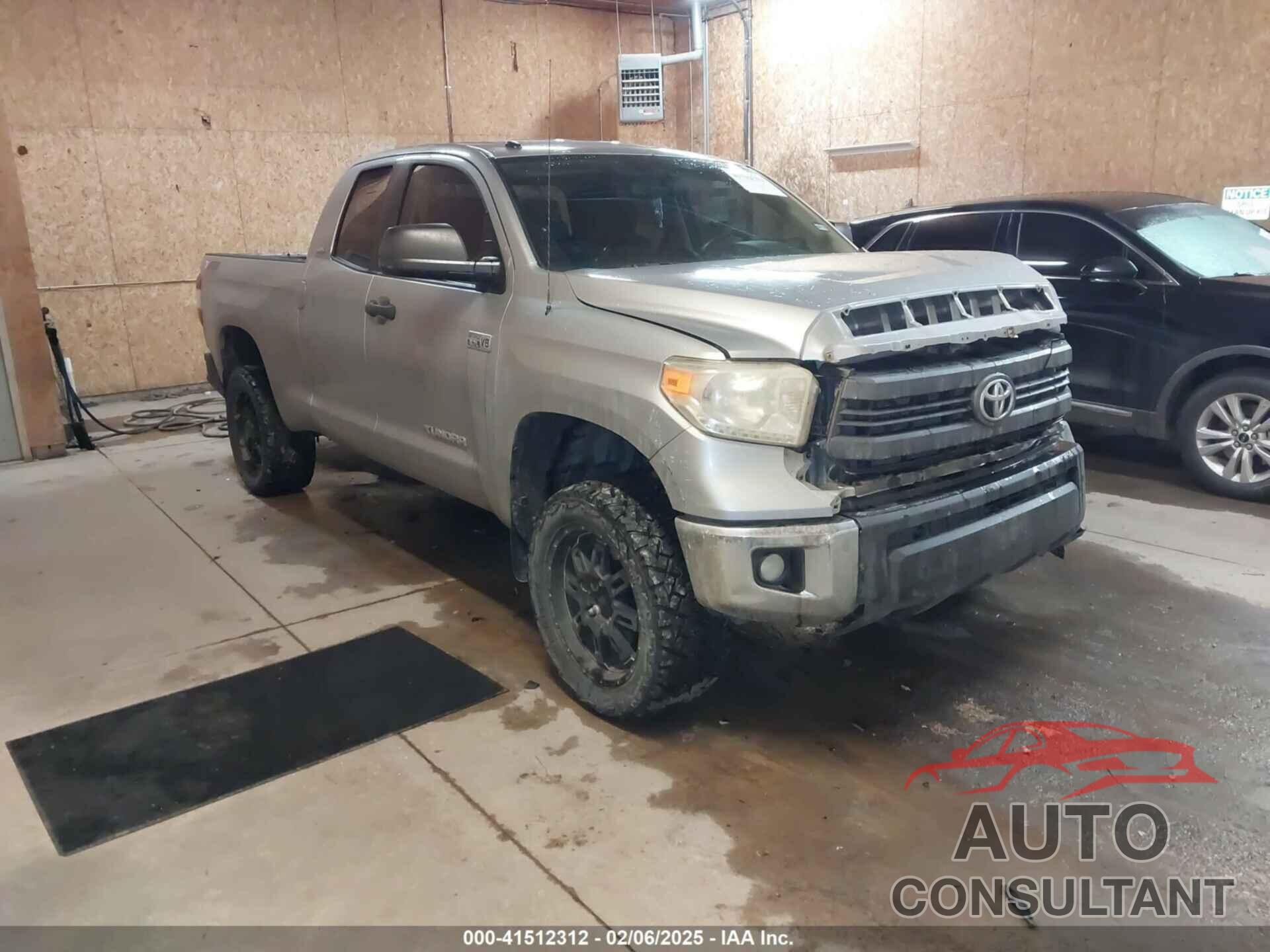 TOYOTA TUNDRA 2015 - 5TFUW5F17FX457109