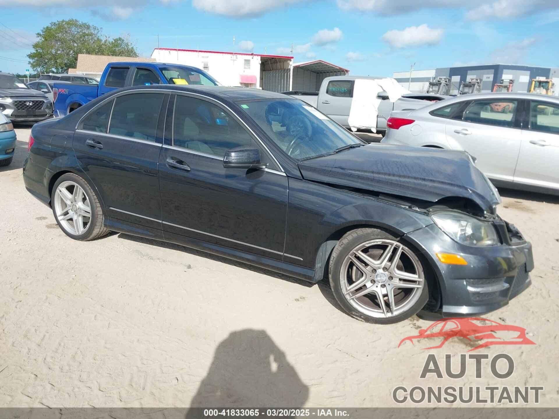 MERCEDES-BENZ C 250 2013 - WDDGF4HB1DA809586