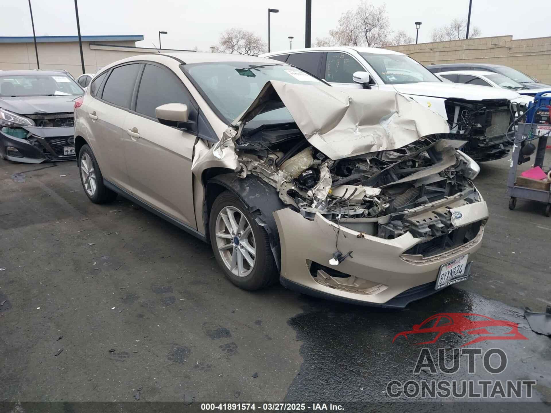 FORD FOCUS 2018 - 1FADP3K29JL249531