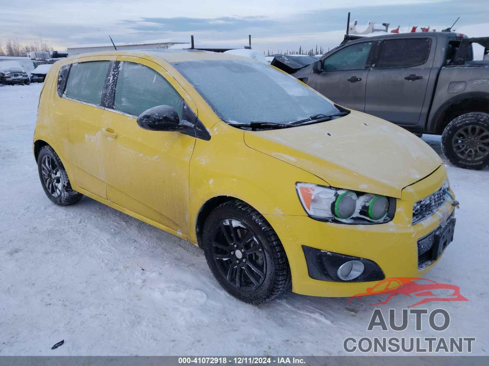 CHEVROLET SONIC 2016 - 1G1JC6SB0G4104190