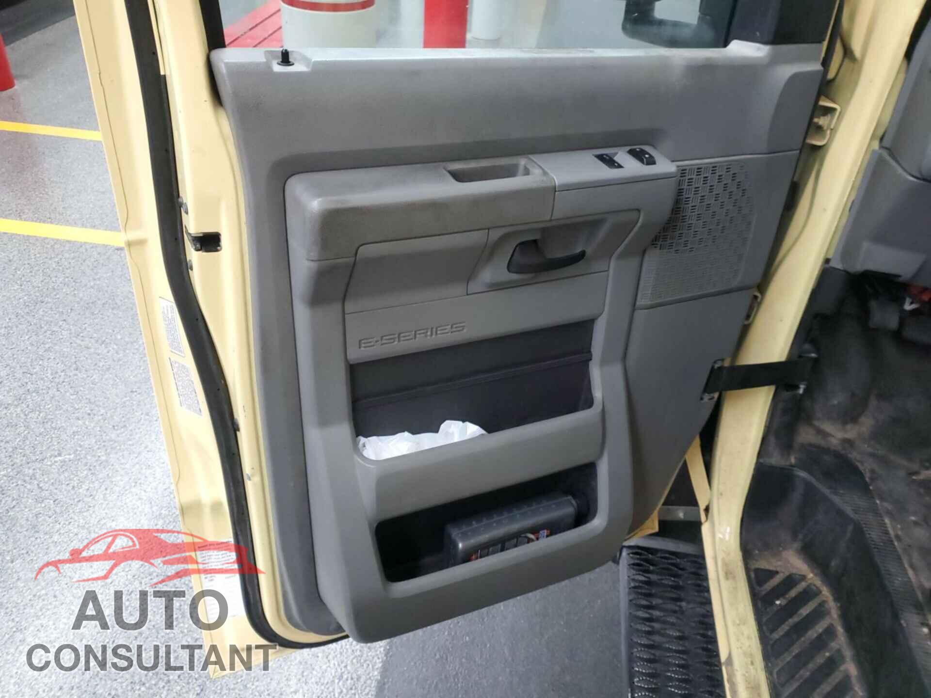 FORD ECONOLINE 2019 - 1FDXE4FSXKDC22536