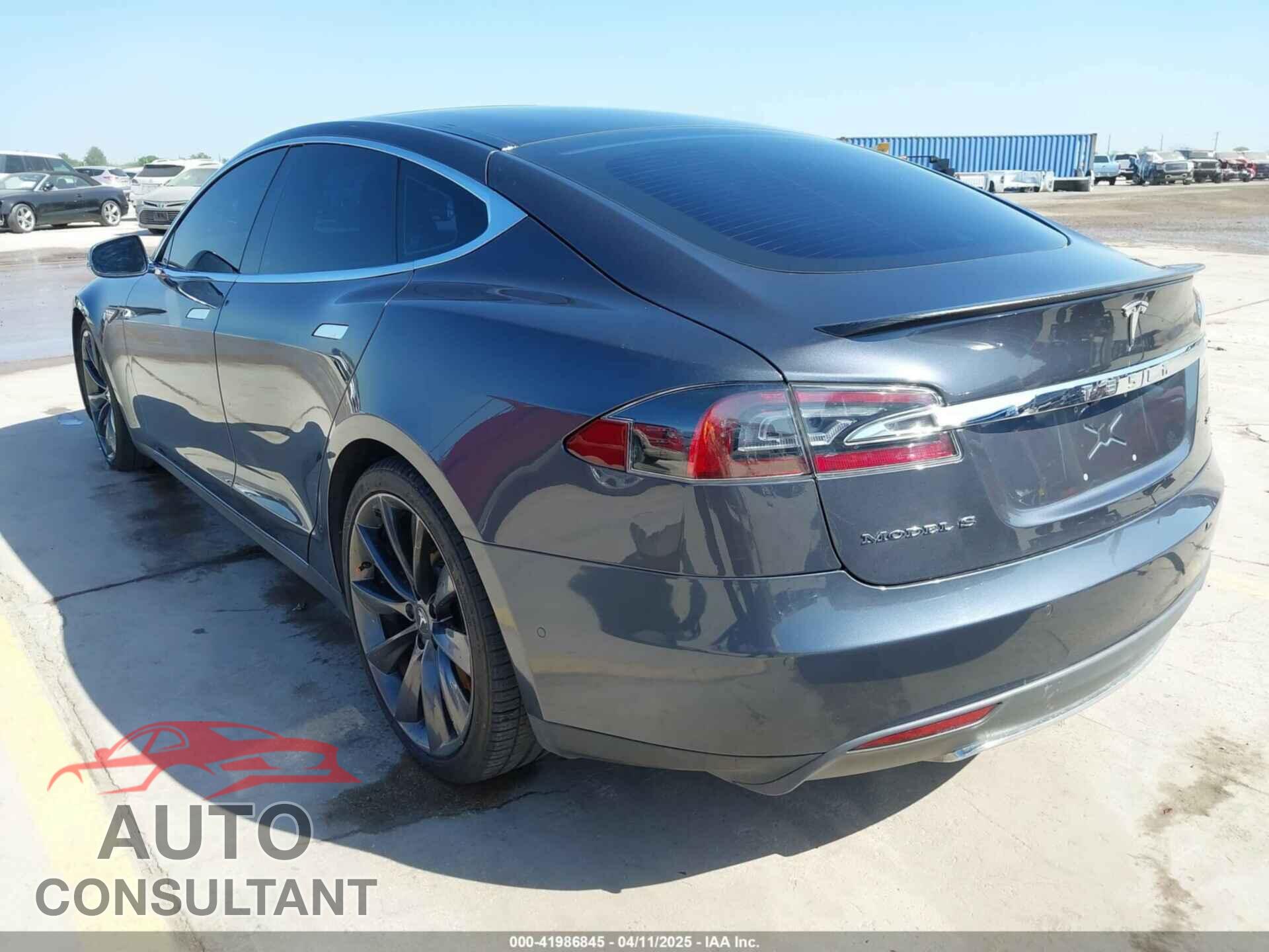 TESLA MODEL S 2015 - 5YJSA1E41FF104093