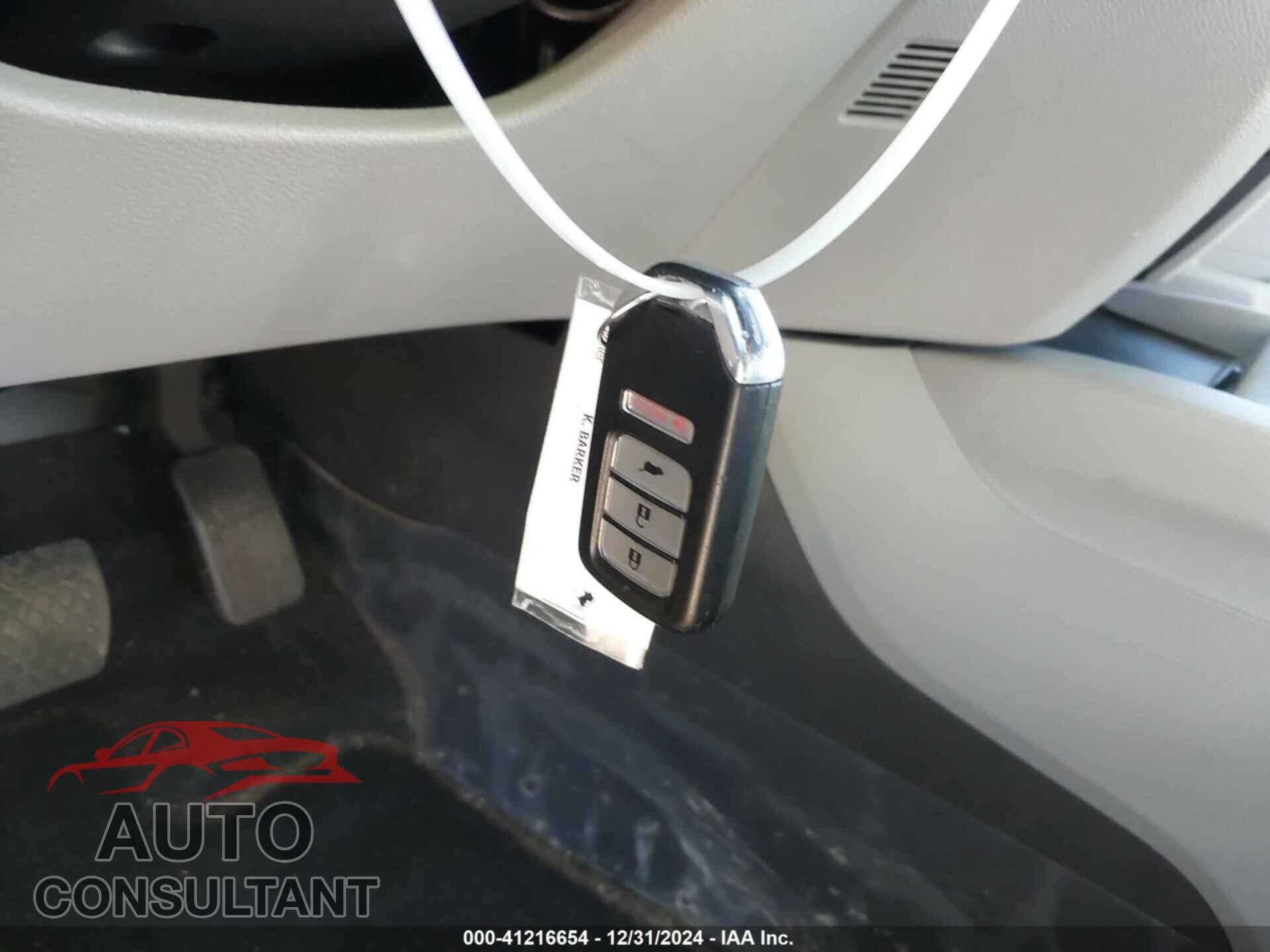 HONDA PILOT 2017 - 5FNYF5H18HB044661