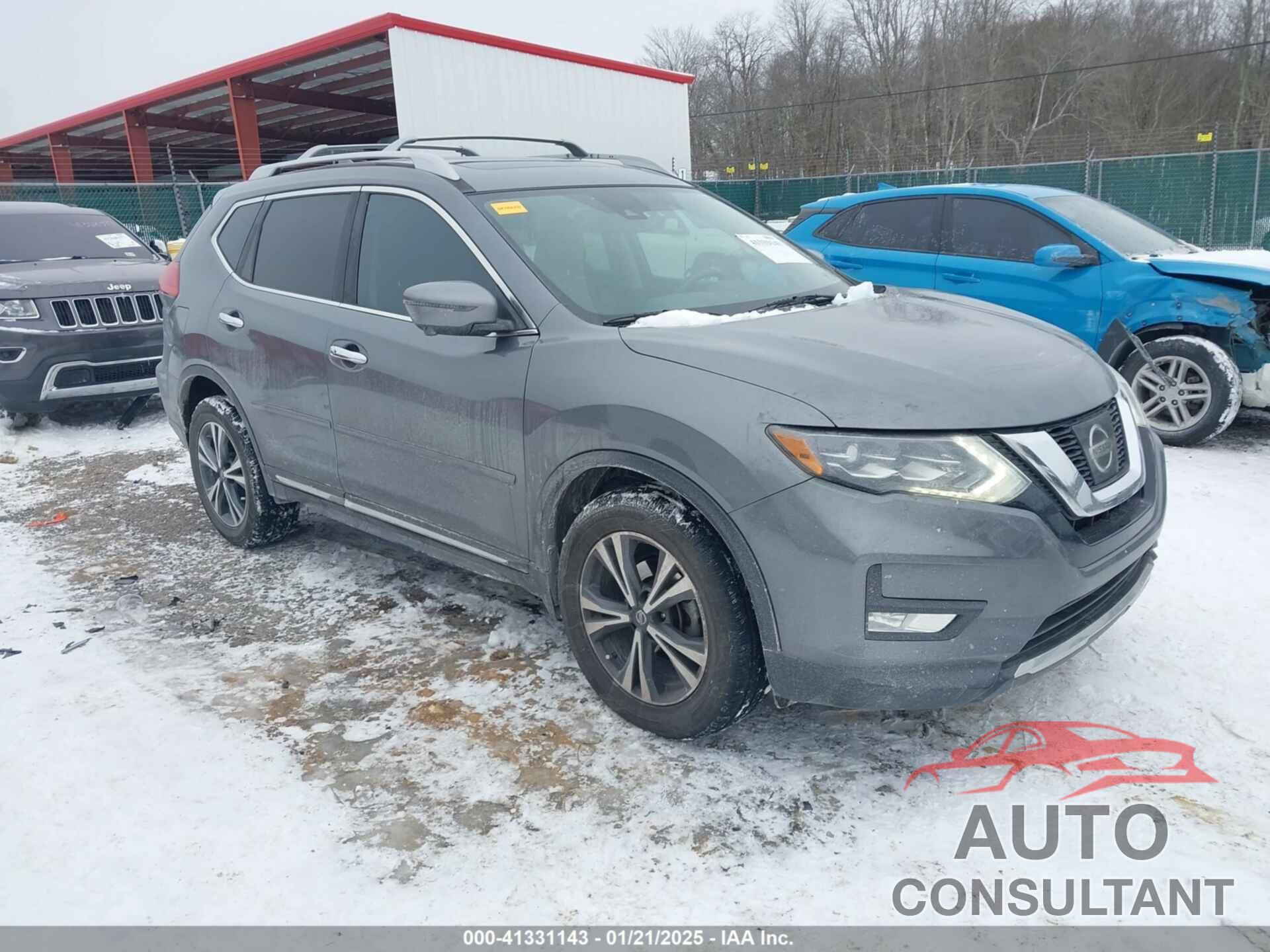 NISSAN ROGUE 2017 - 5N1AT2MV1HC832787