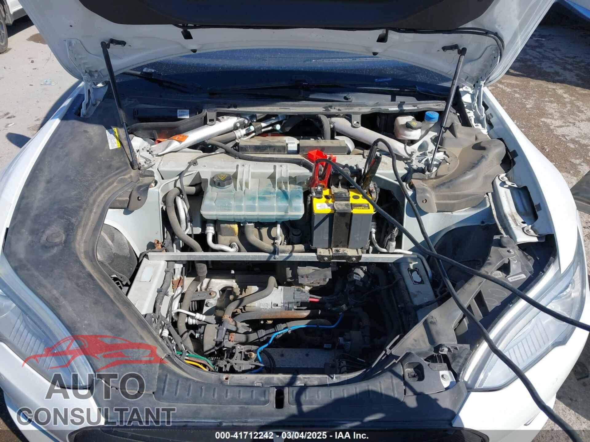 TESLA MODEL S 2015 - 5YJSA1H48FF082038