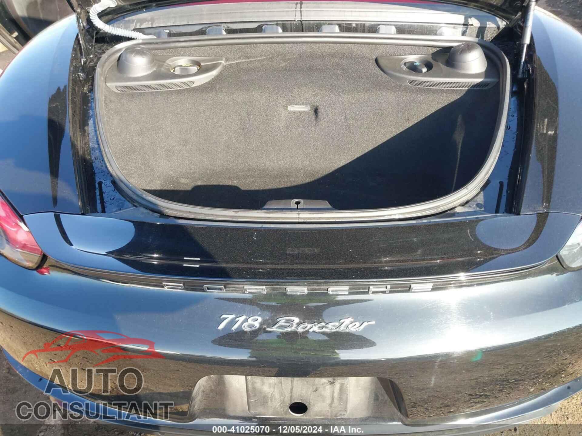 PORSCHE 718 BOXSTER 2017 - WP0CA2A83HS220176