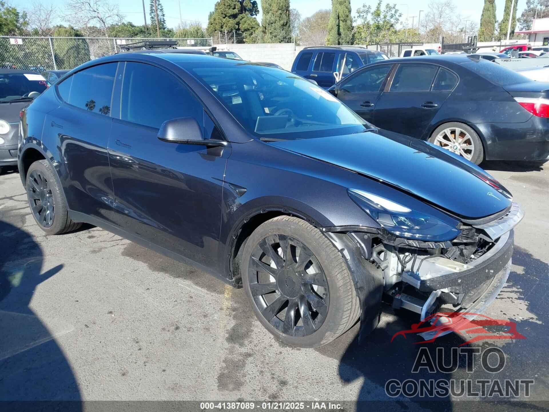 TESLA MODEL Y 2024 - 7SAYGDEEXRF090852