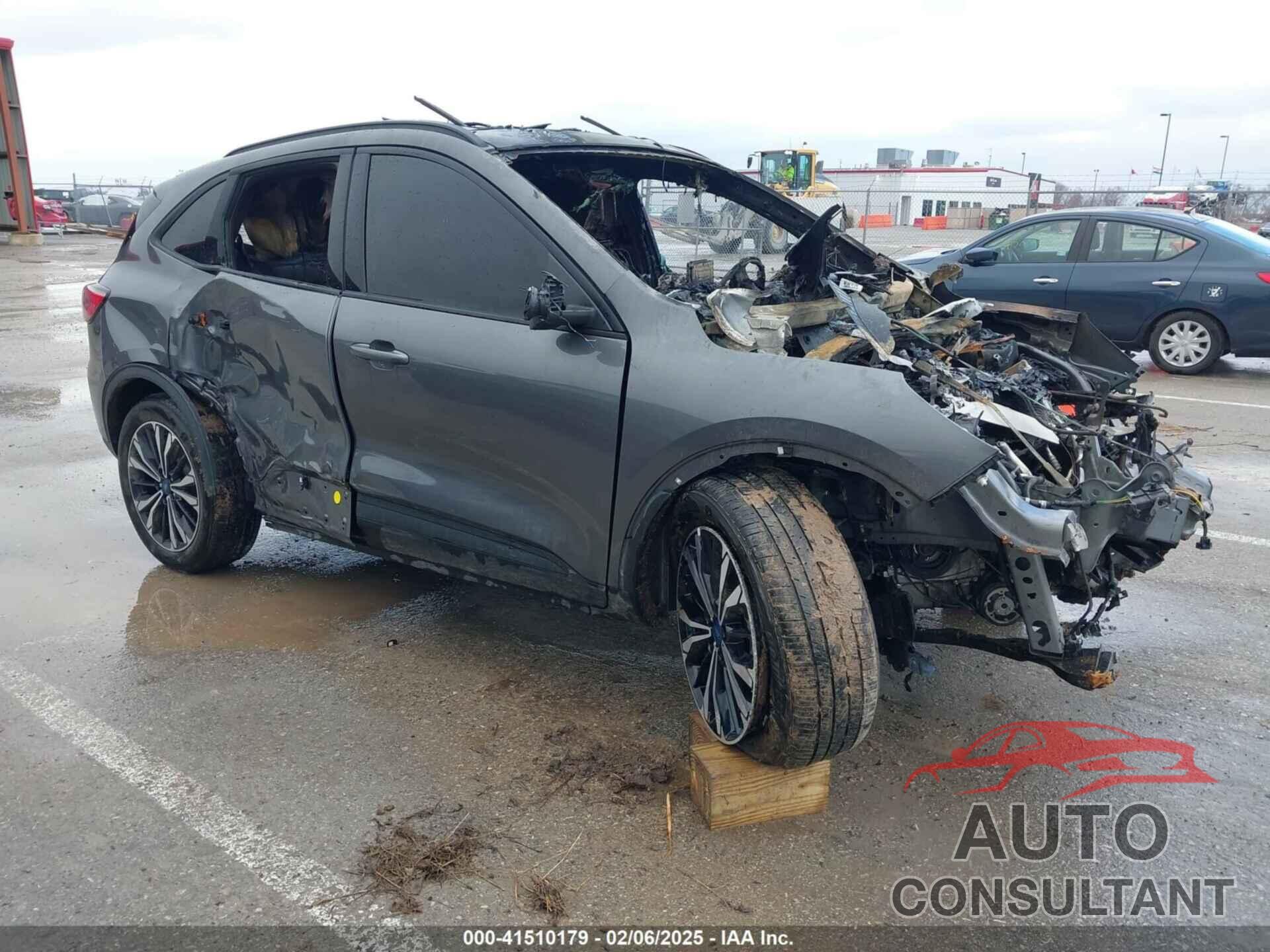 FORD ESCAPE 2022 - 1FMCU9H93NUB34358