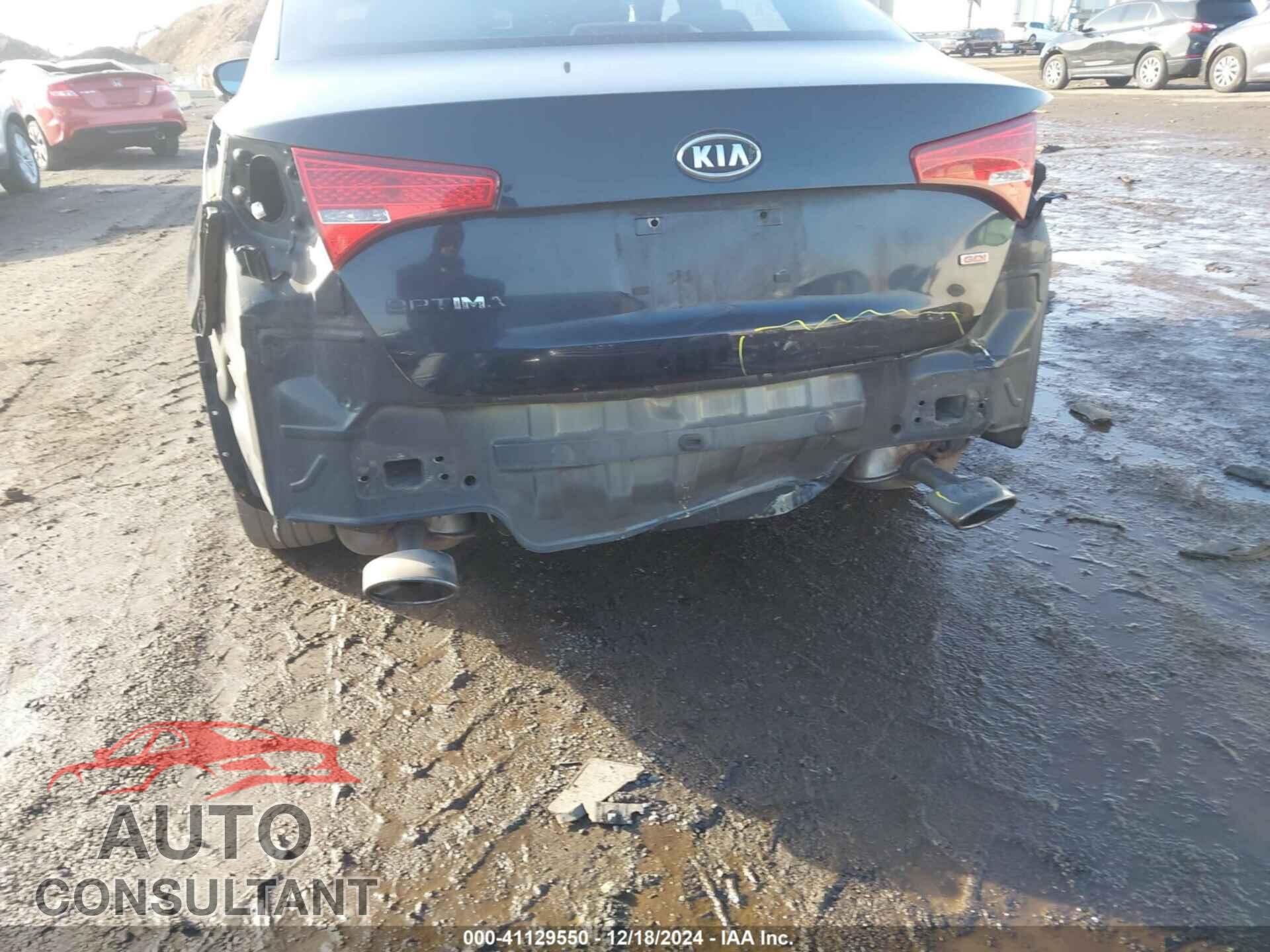 KIA OPTIMA 2011 - KNAGM4A78B5079667