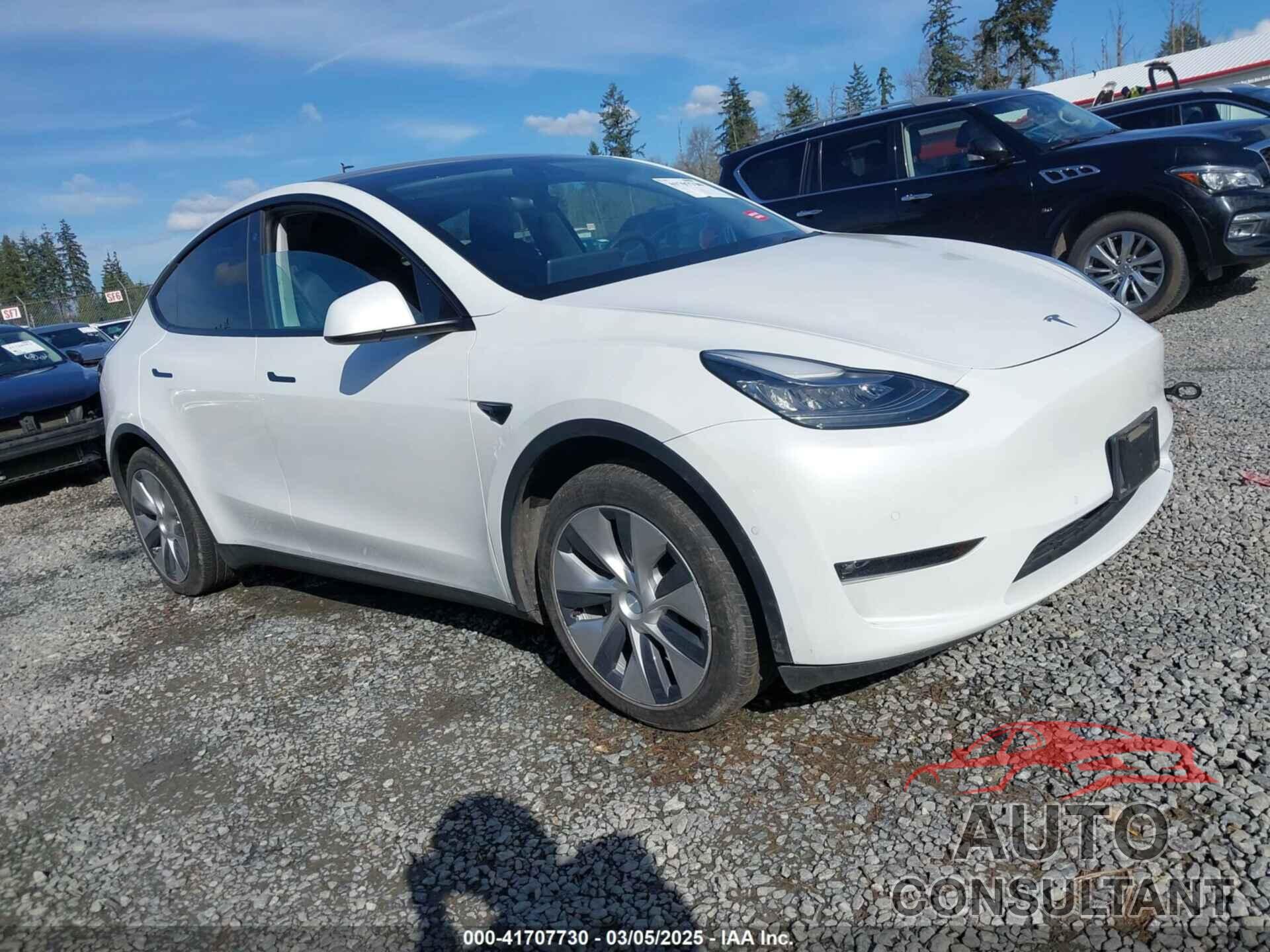 TESLA MODEL Y 2021 - 5YJYGDED9MF110697