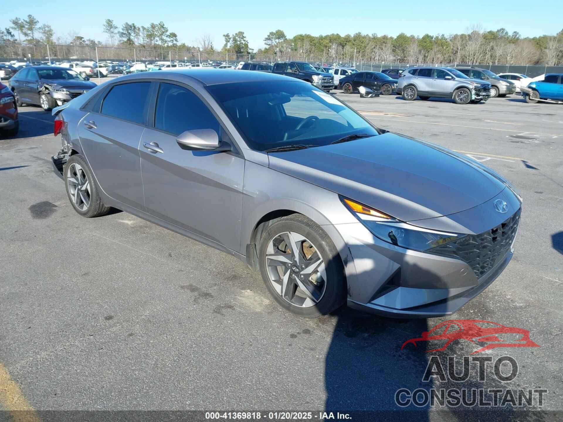 HYUNDAI ELANTRA 2023 - KMHLS4AG3PU588906