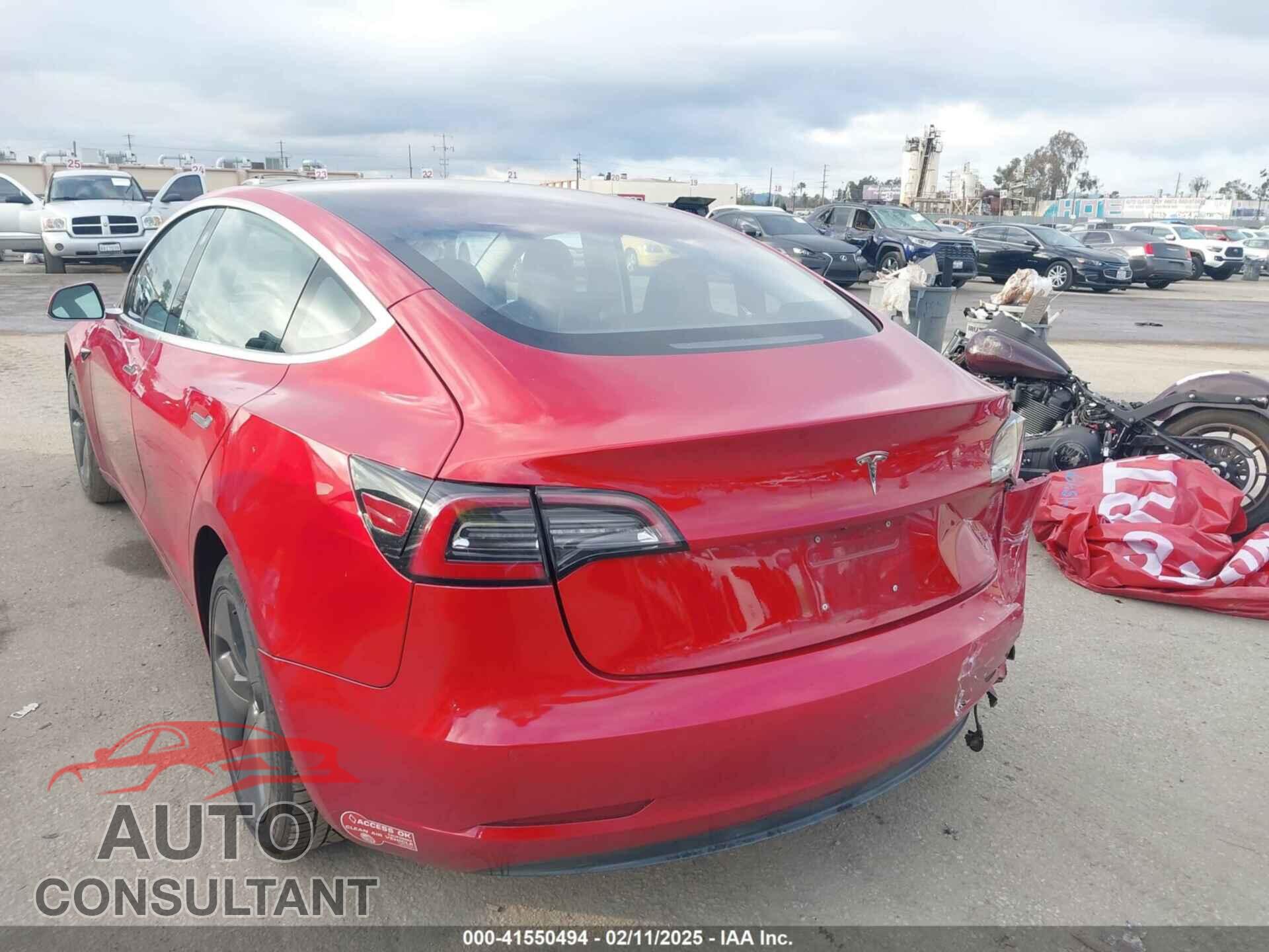 TESLA MODEL 3 2018 - 5YJ3E1EA5JF038218