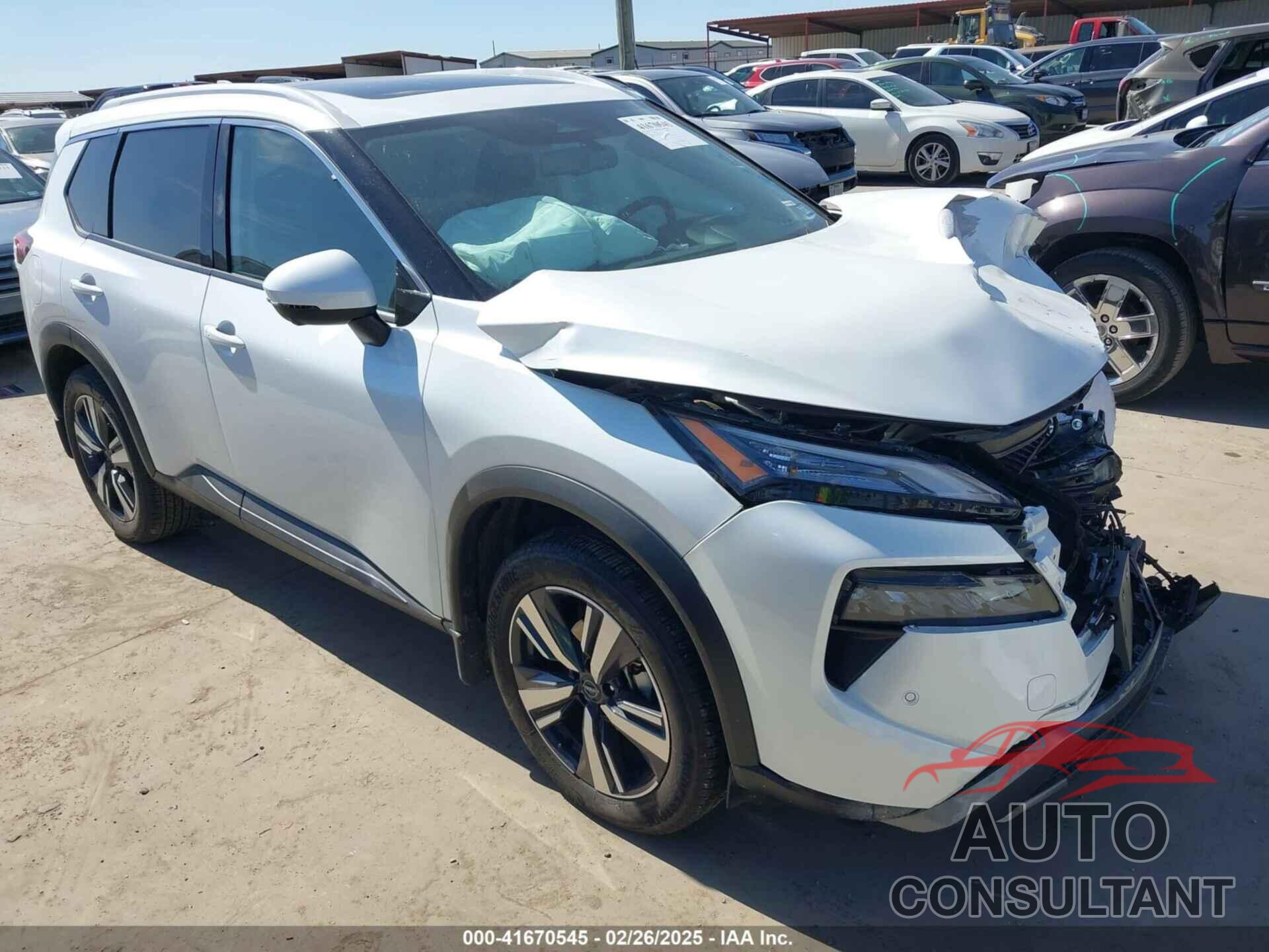 NISSAN ROGUE 2024 - 5N1BT3CA2RC720705