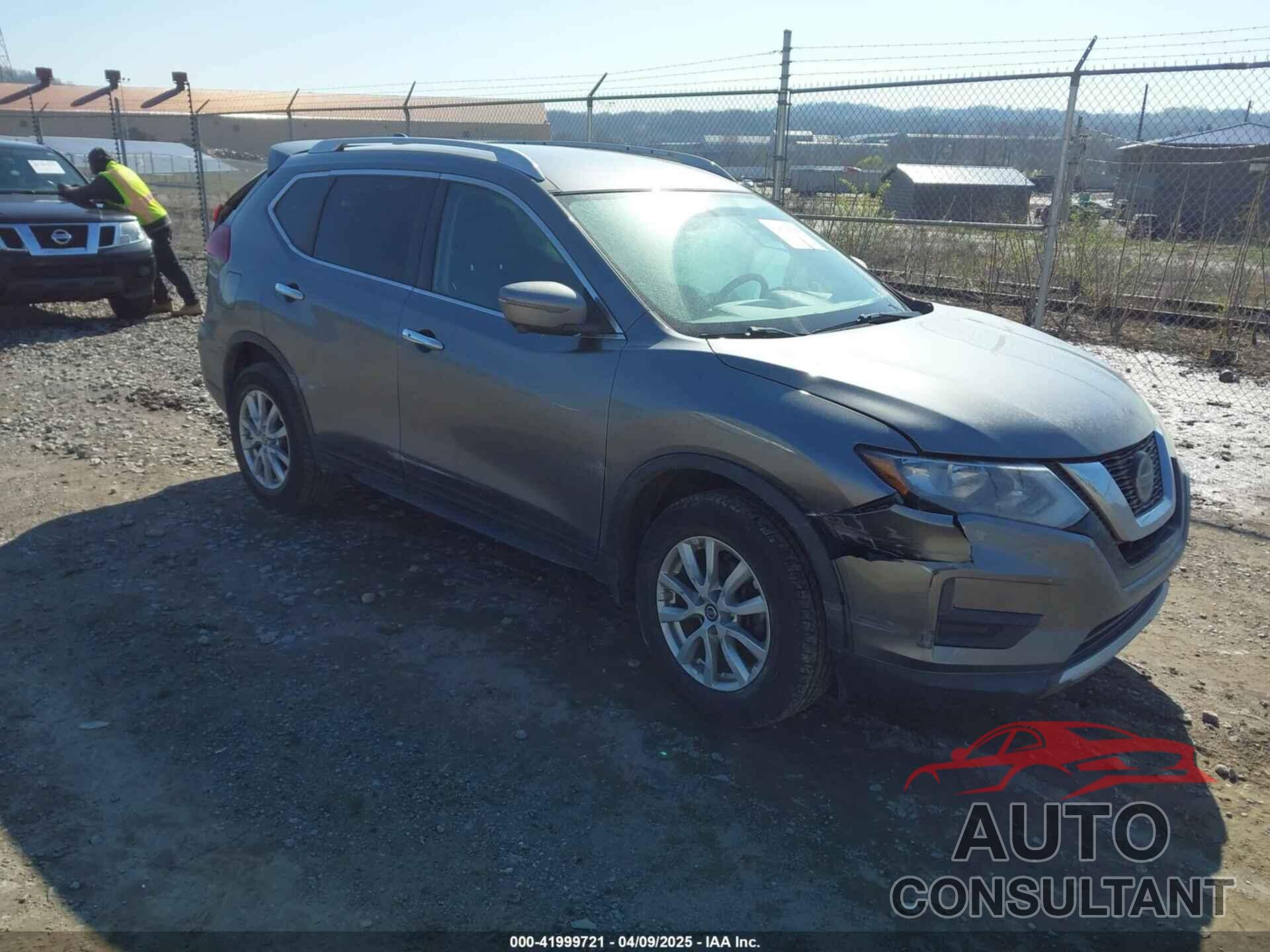 NISSAN ROGUE 2018 - KNMAT2MV7JP557753