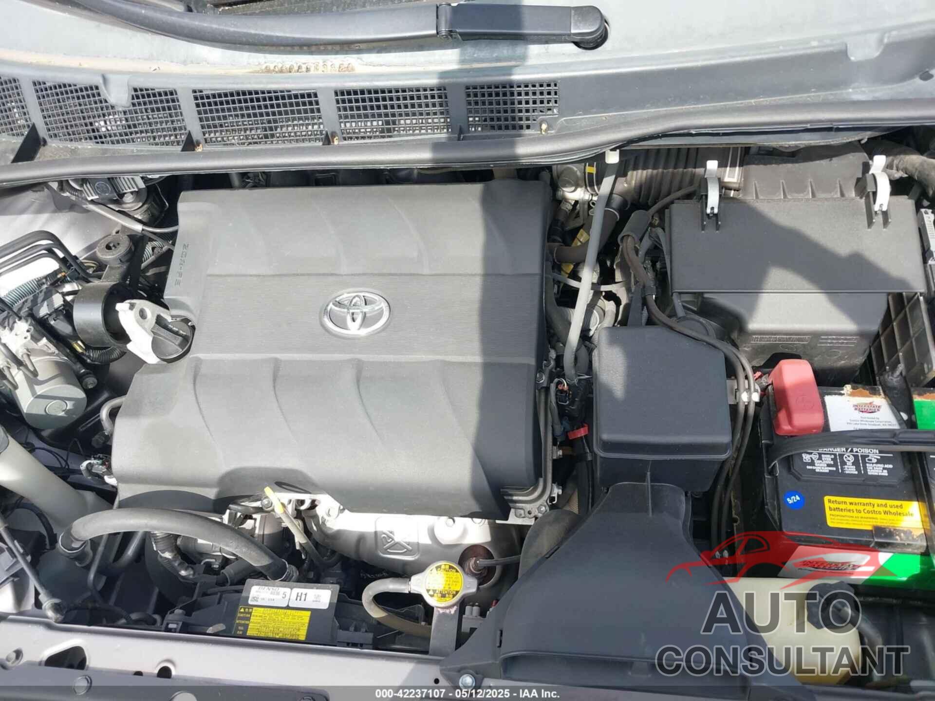 TOYOTA SIENNA 2015 - 5TDXK3DCXFS680767